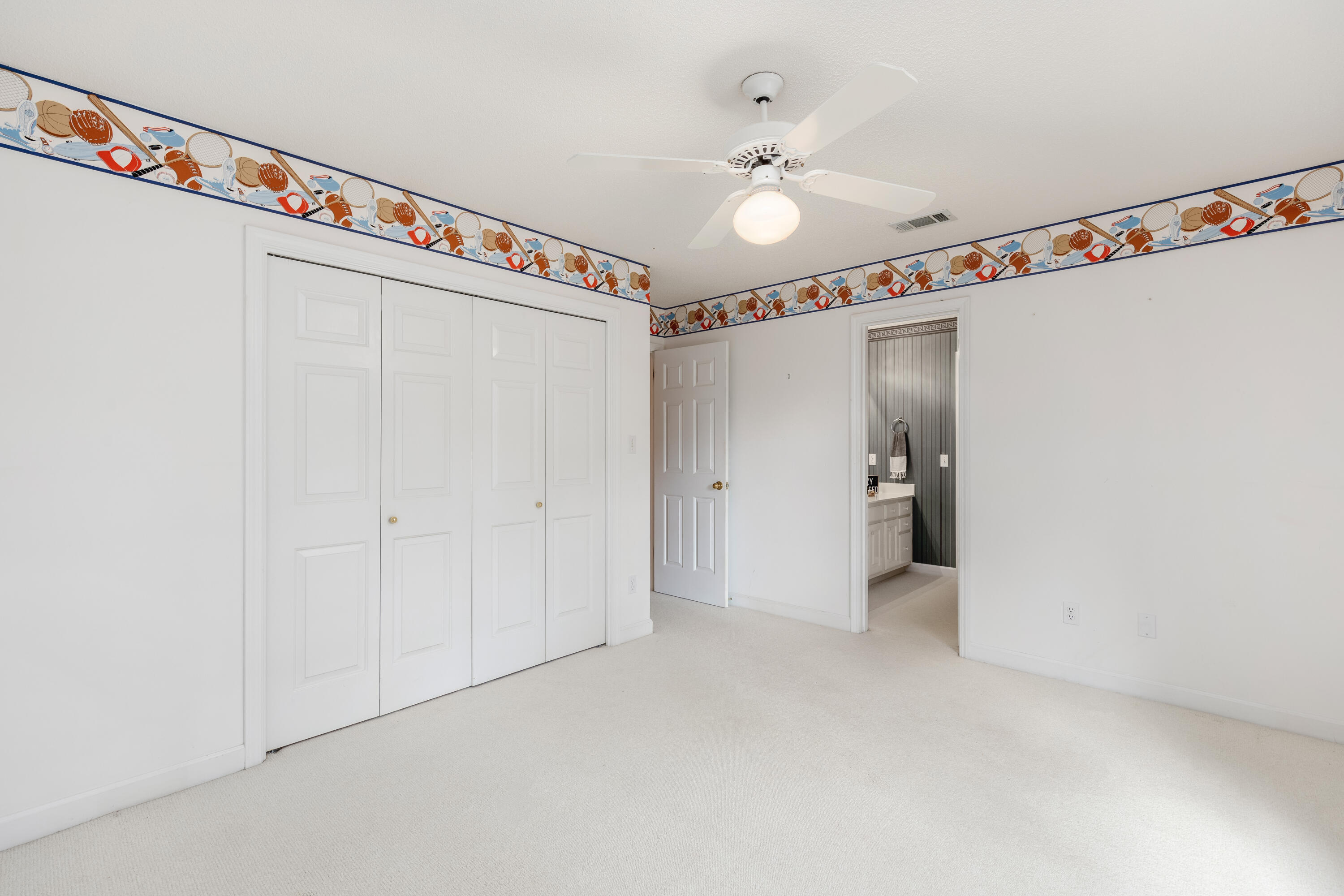 LAKE WAY VILLAS 3 - Residential