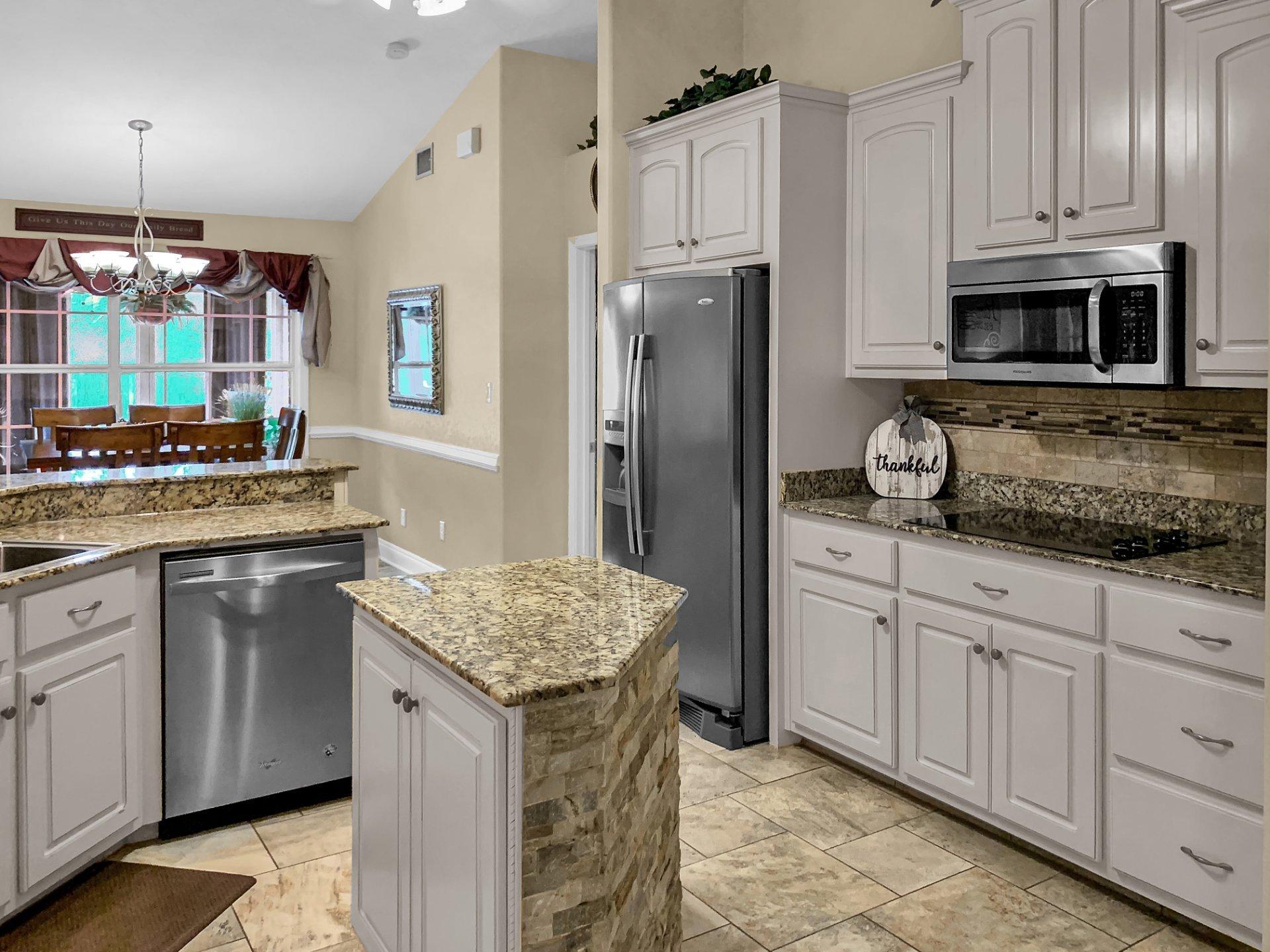 HOLLEY BY THE SEA - Residential