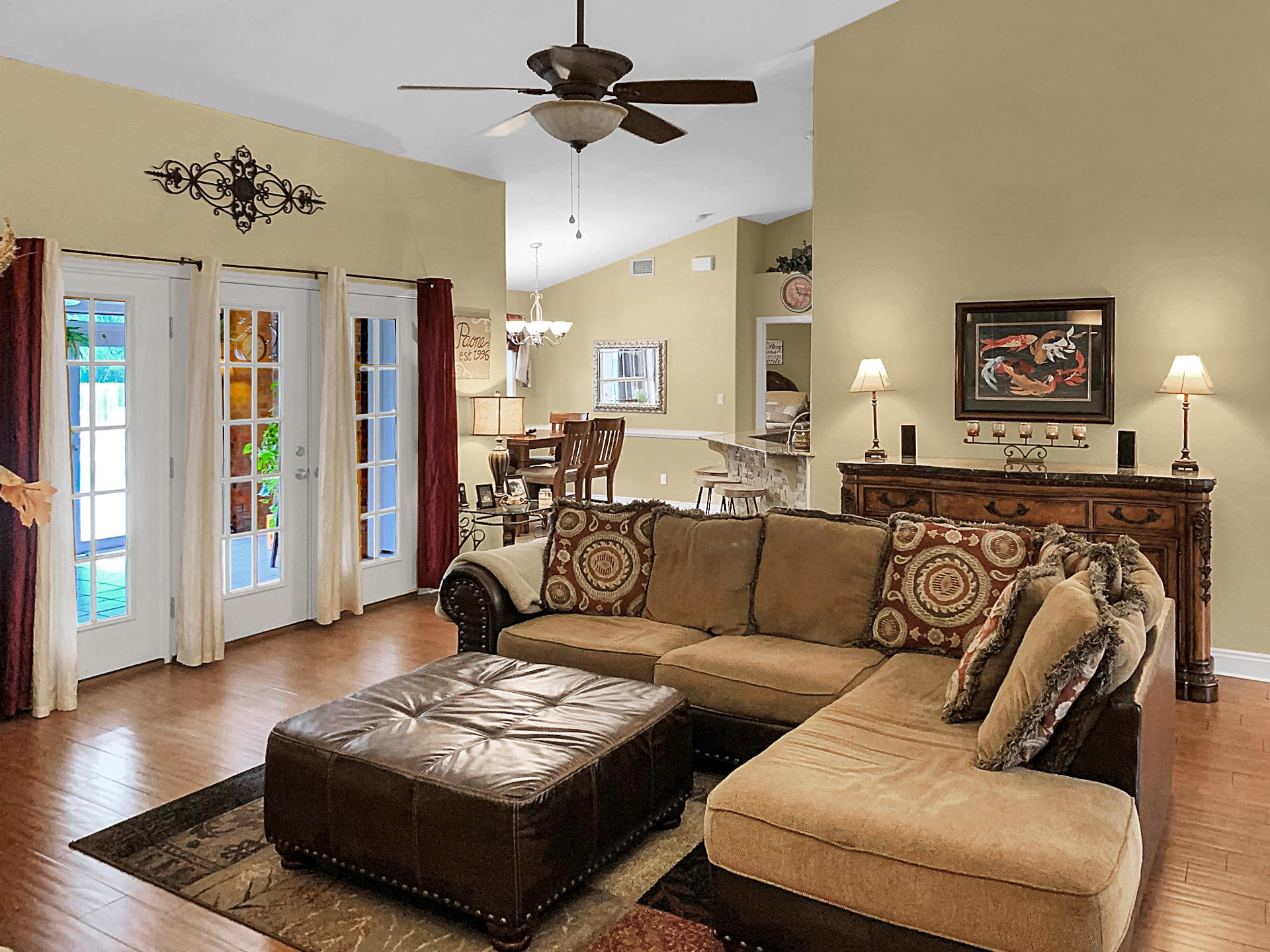 HOLLEY BY THE SEA - Residential