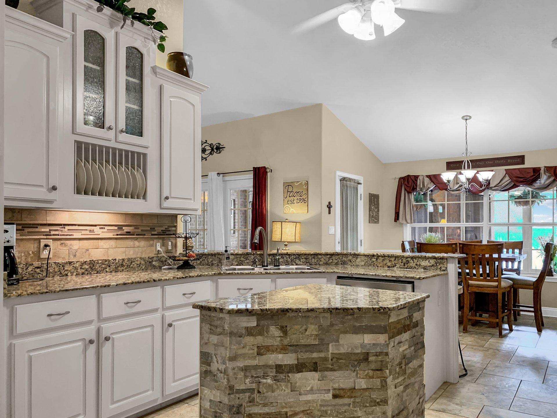 HOLLEY BY THE SEA - Residential