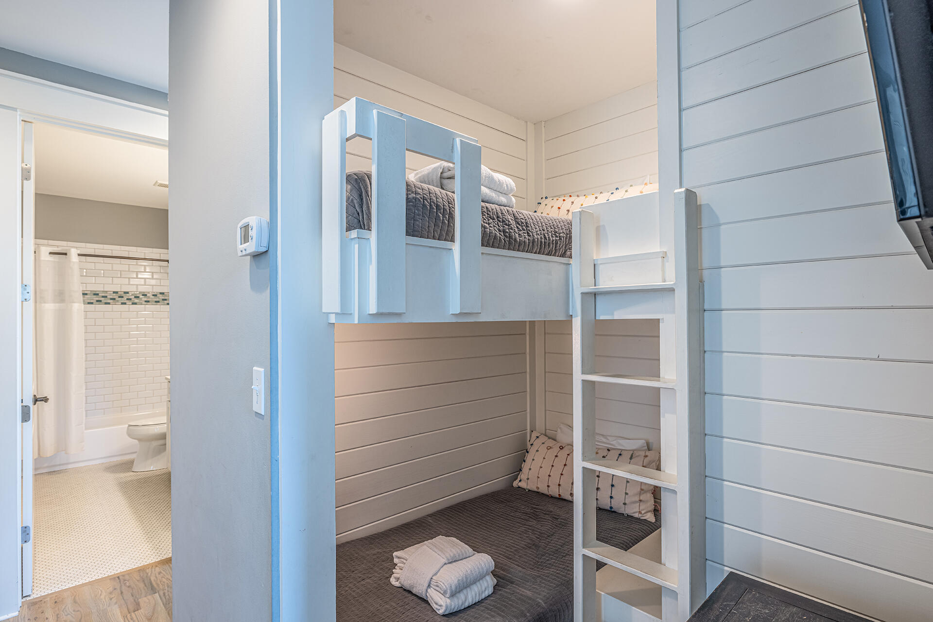 WHITES GULFVIEW ESTATES - Residential