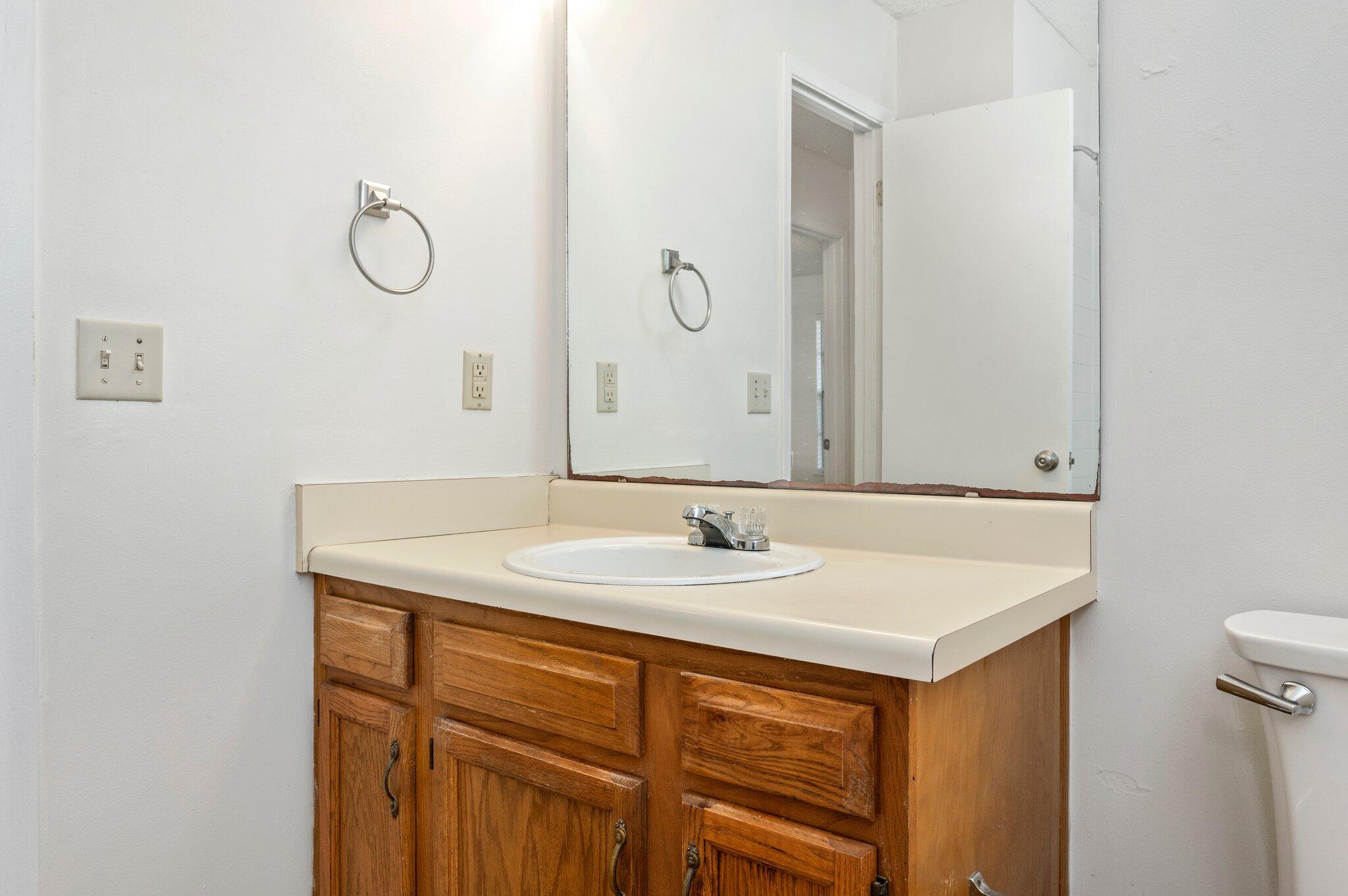 PALMETTO ESTATES UNREC - Residential Lease