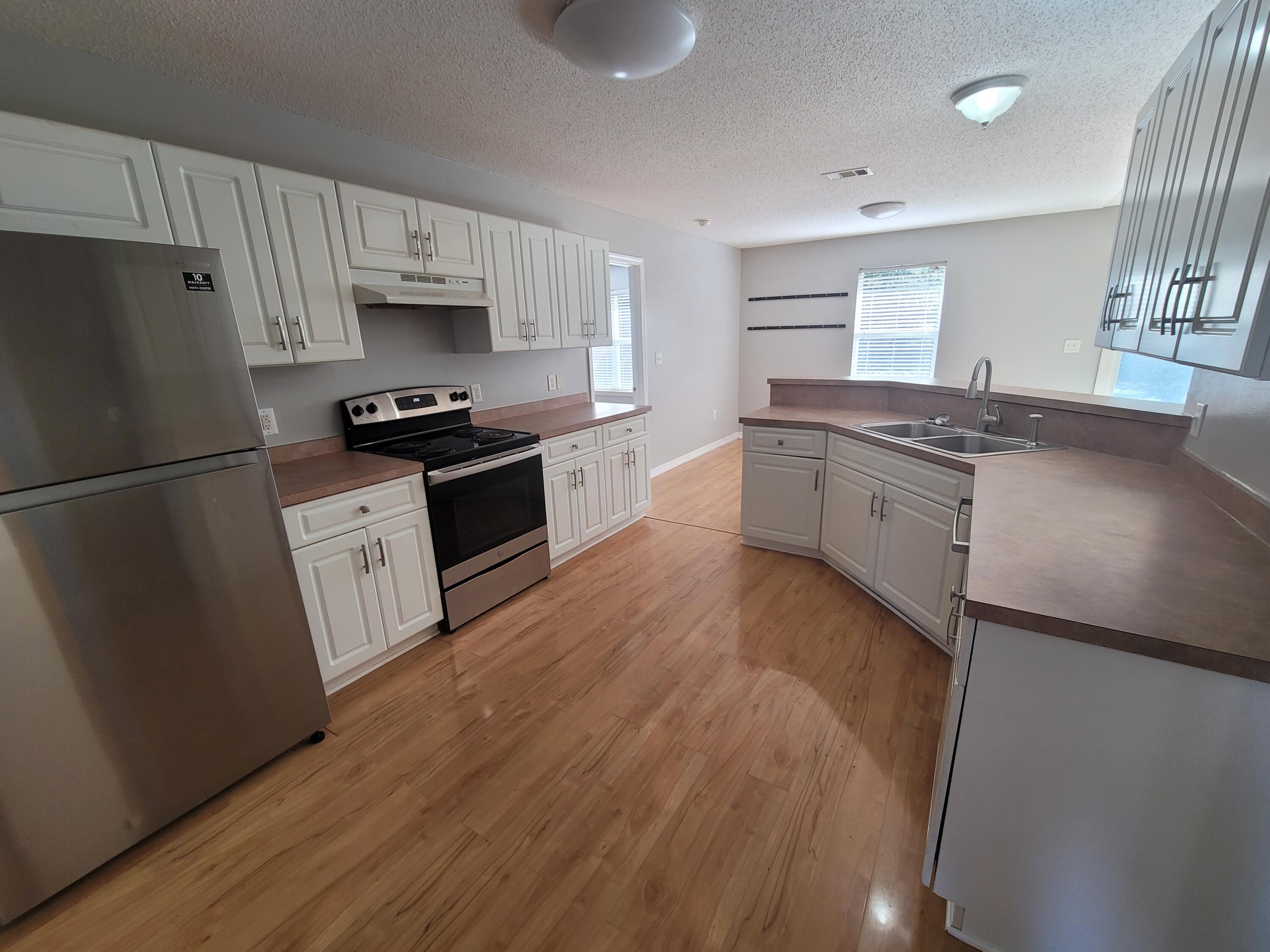 CORONADO VILLAGE PH 4 - Residential
