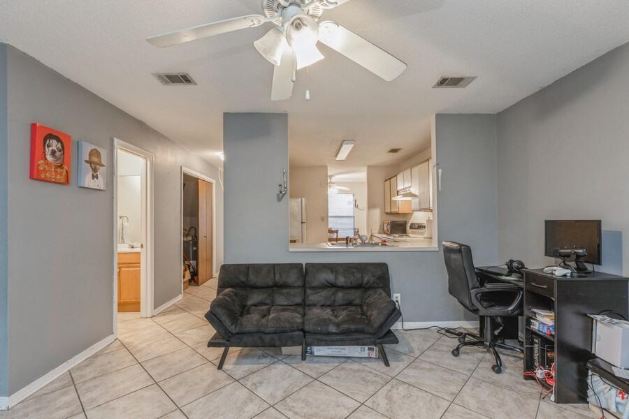 FALCON RIDGE - Residential