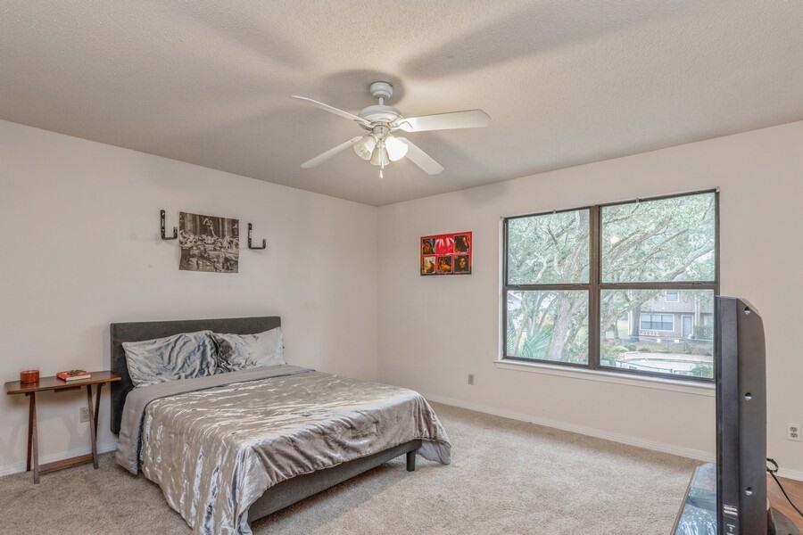 FALCON RIDGE - Residential