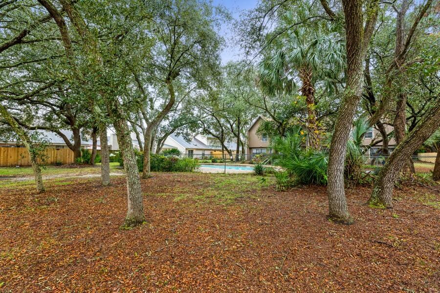 FALCON RIDGE - Residential