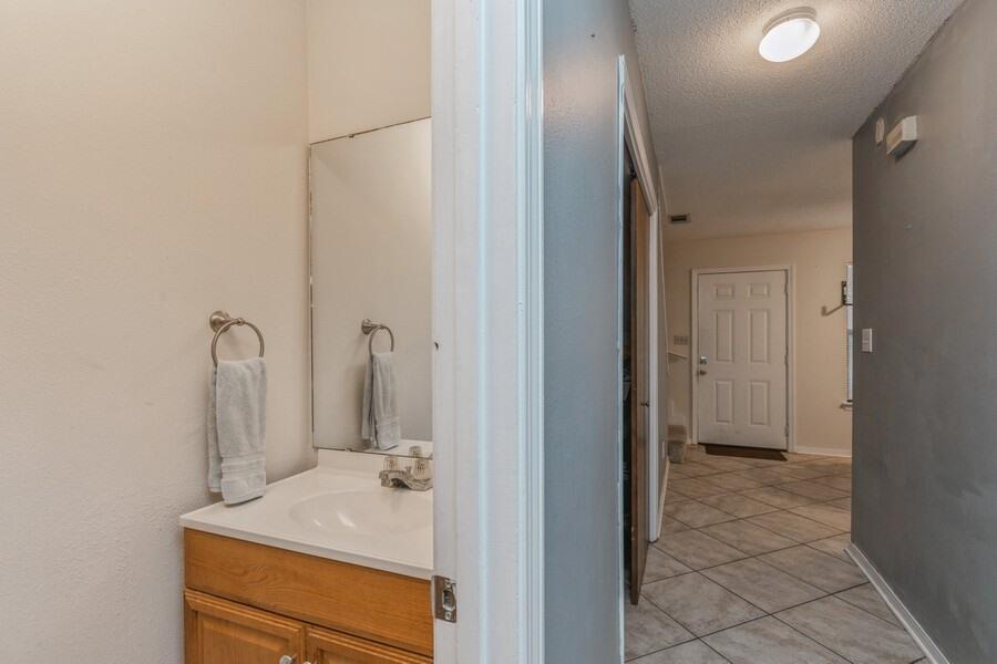 FALCON RIDGE - Residential