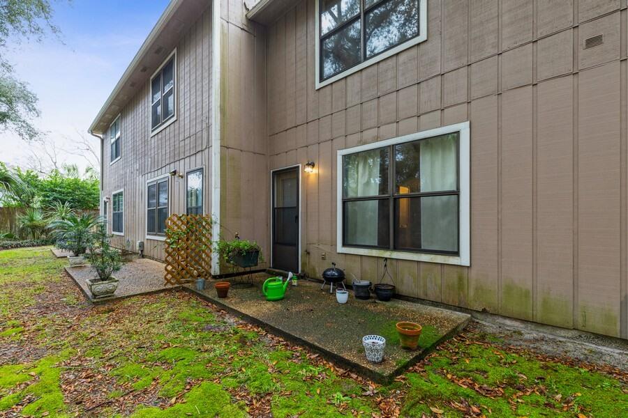 FALCON RIDGE - Residential