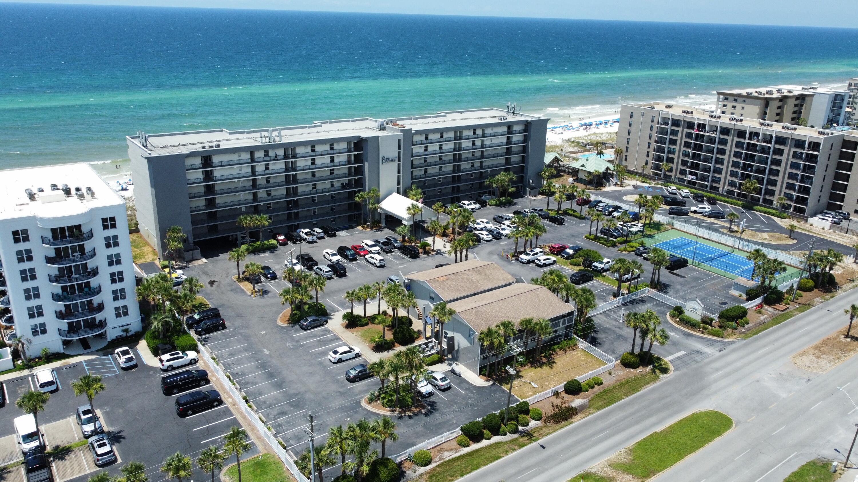 ISLAND ECHO CONDO - Residential
