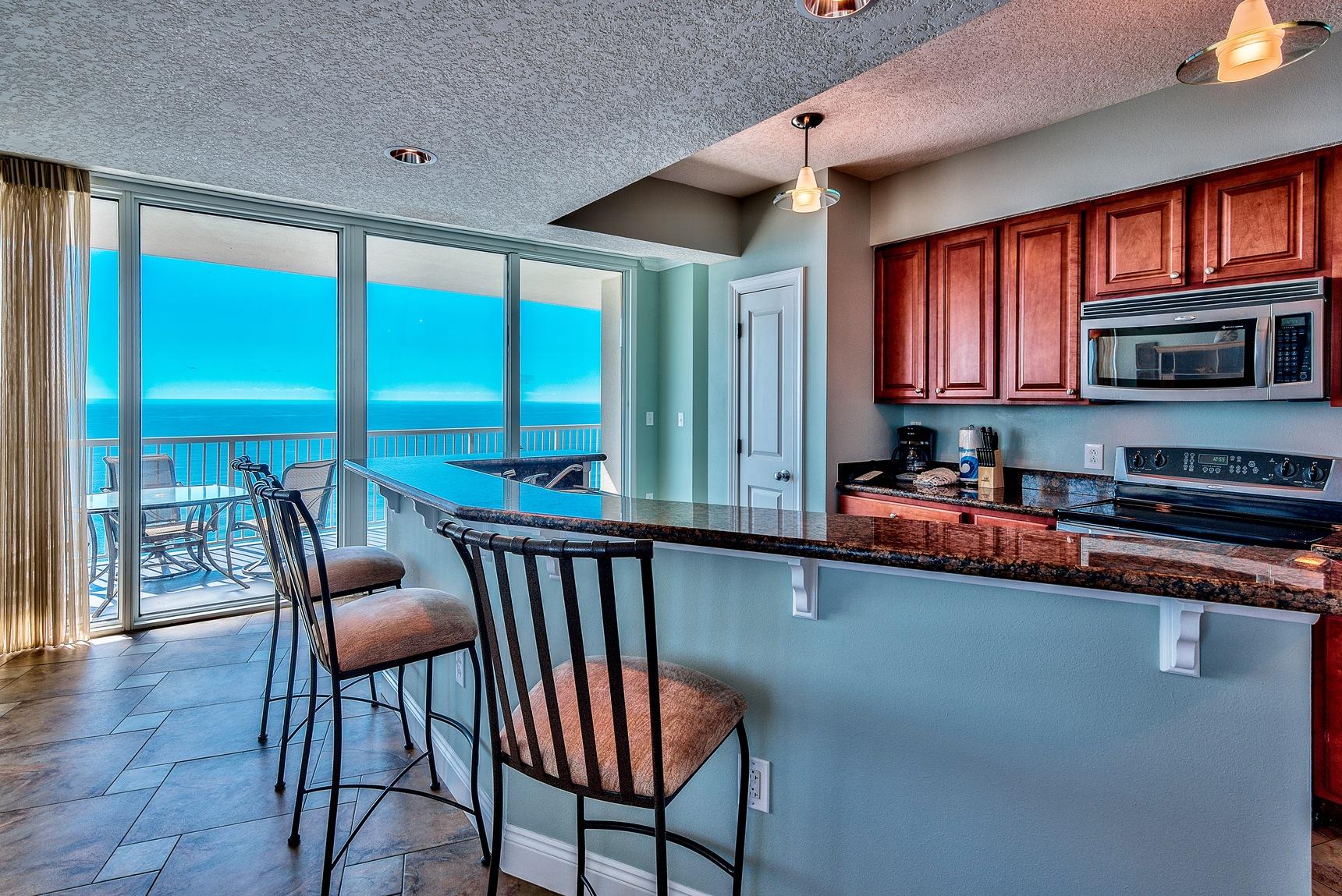 PALAZZO CONDOMINIUM - Residential