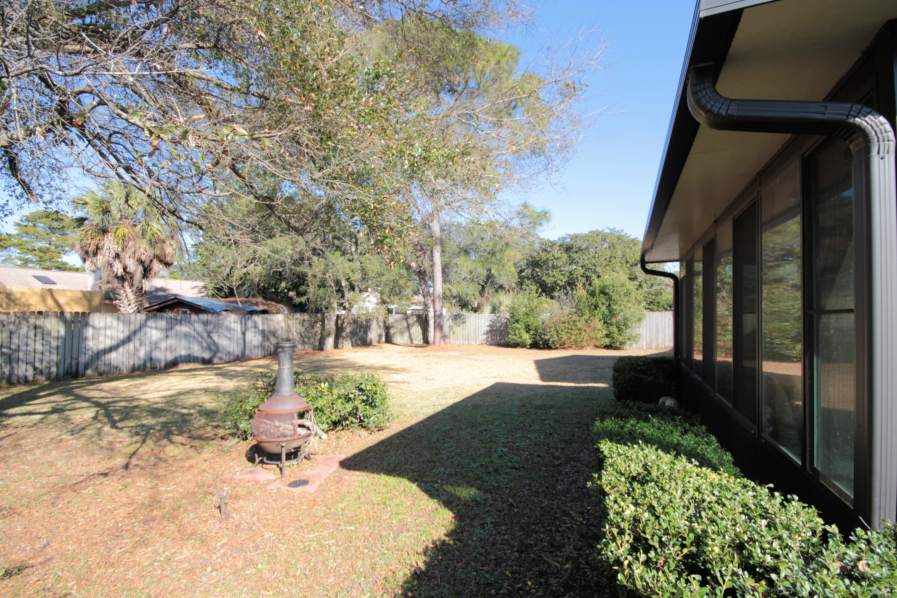 COLONIAL HEIGHTS - Residential