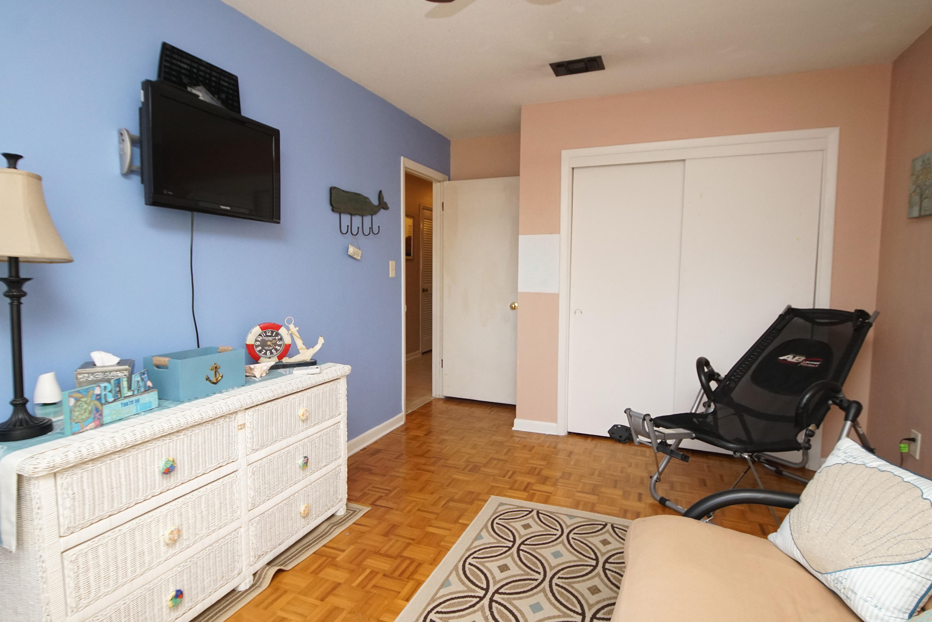 COLONIAL HEIGHTS - Residential