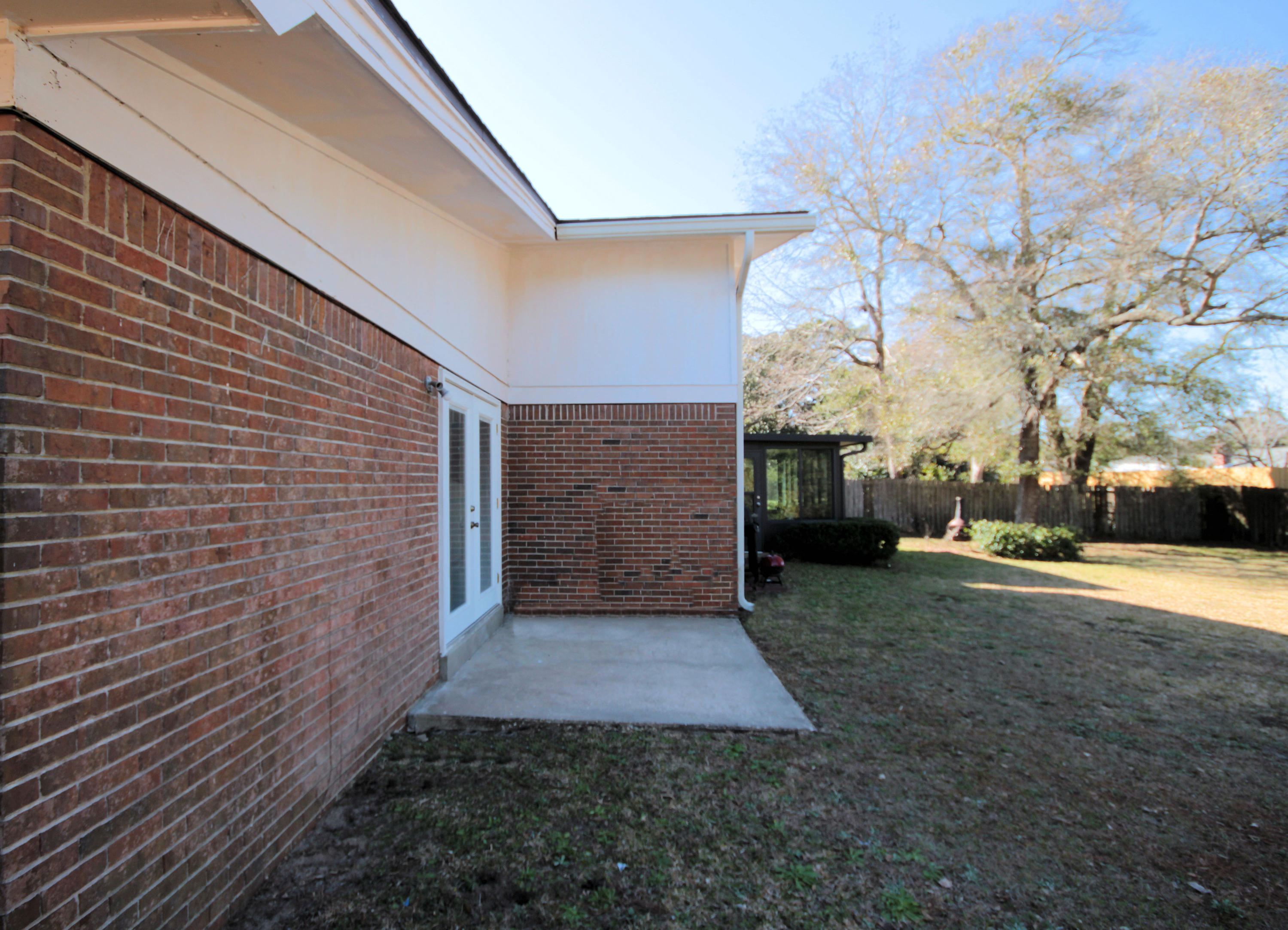 COLONIAL HEIGHTS - Residential