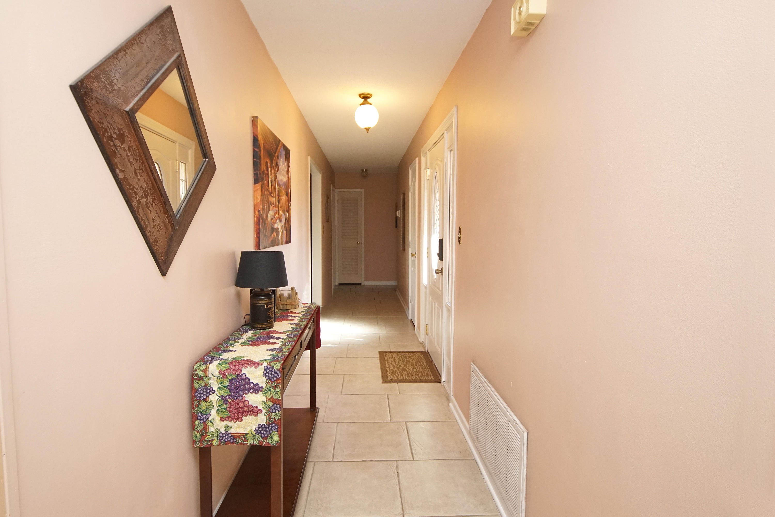 COLONIAL HEIGHTS - Residential