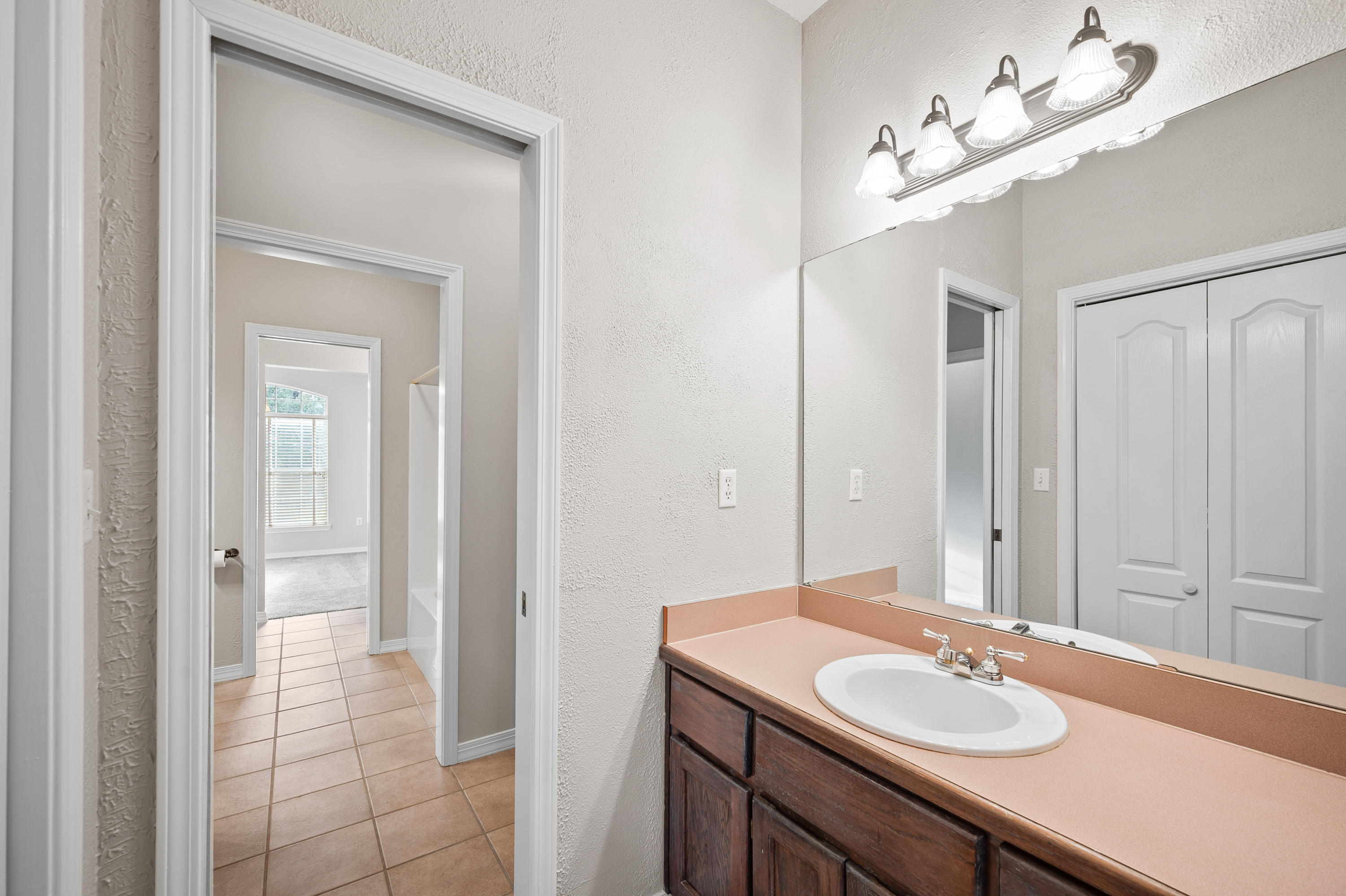 DOGWOOD ESTATES - Residential