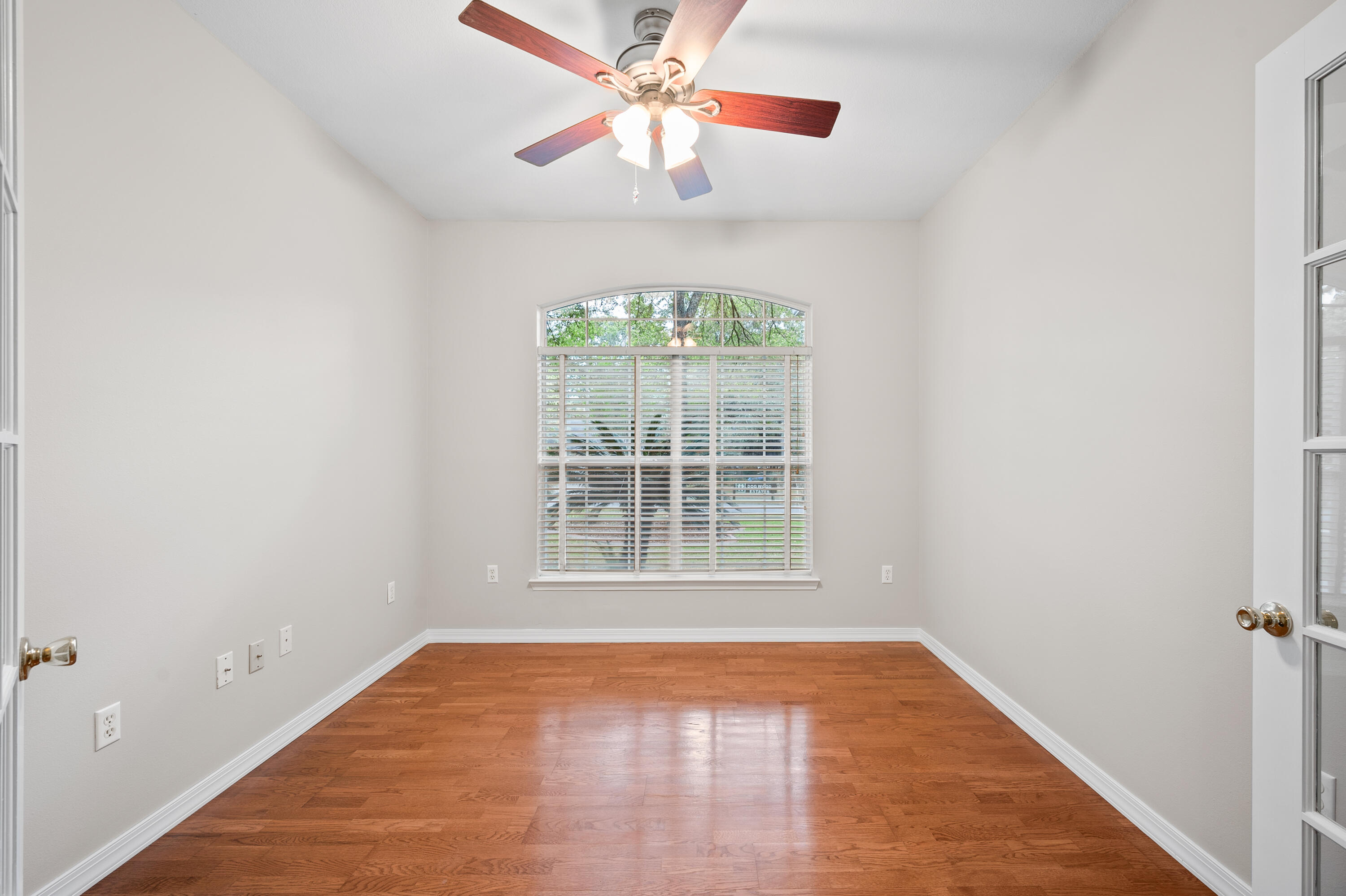 DOGWOOD ESTATES - Residential