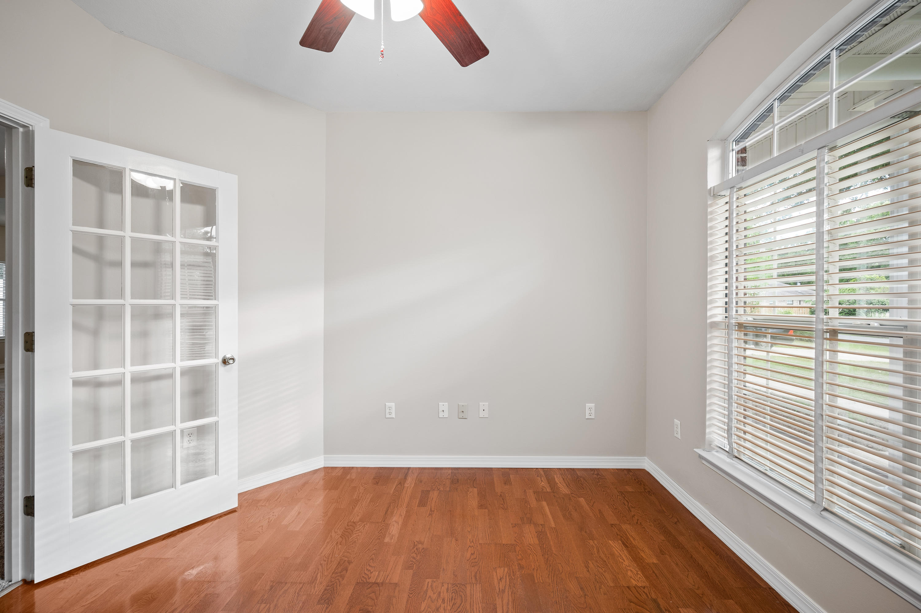 DOGWOOD ESTATES - Residential