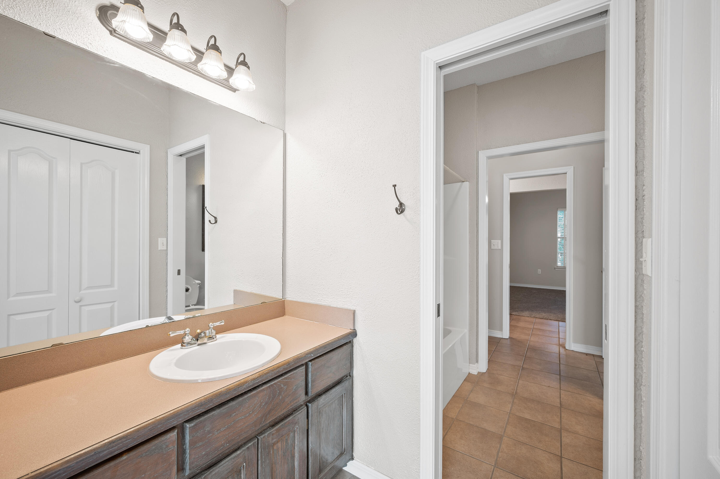 DOGWOOD ESTATES - Residential