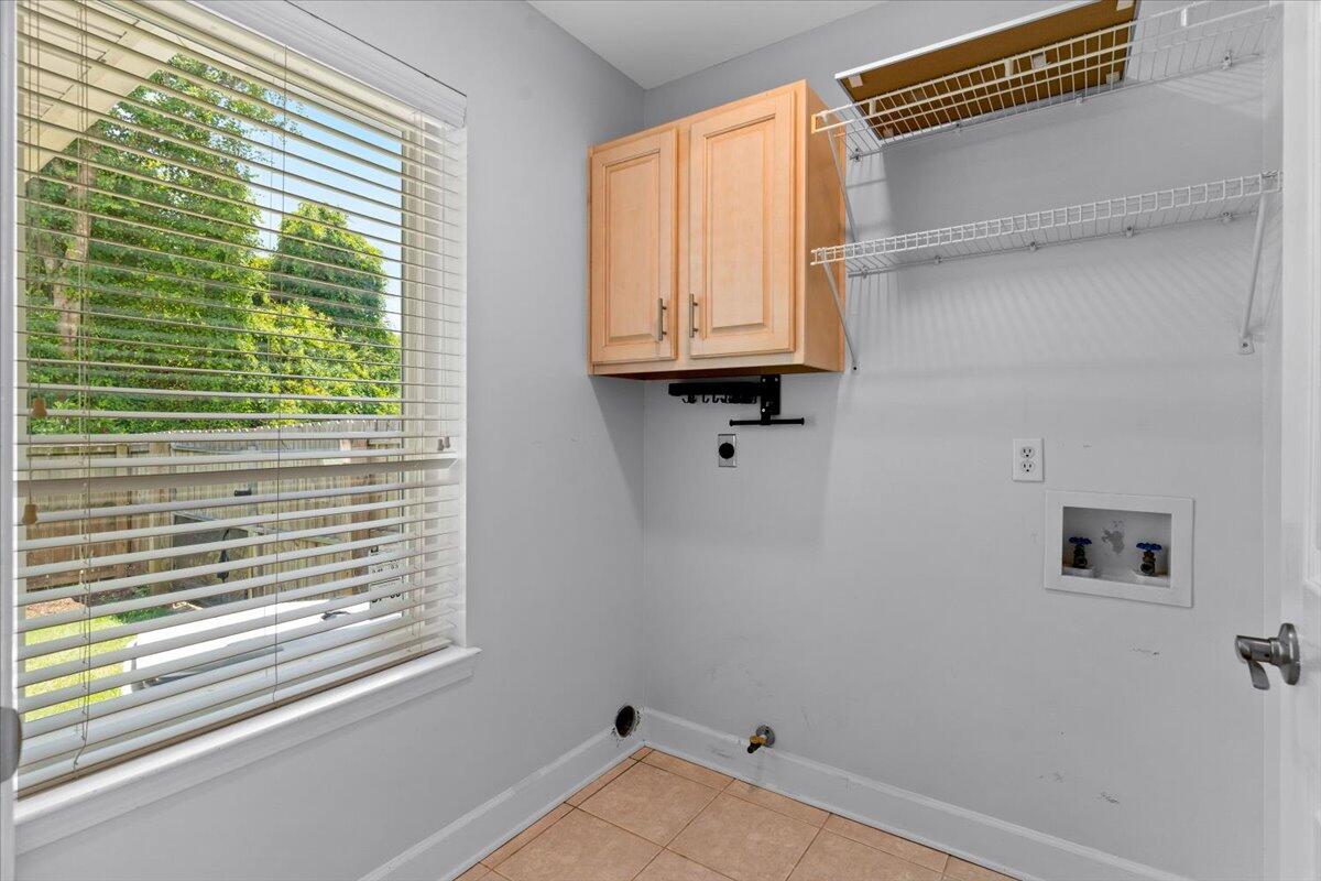 BISCAYNE POINTE - Residential