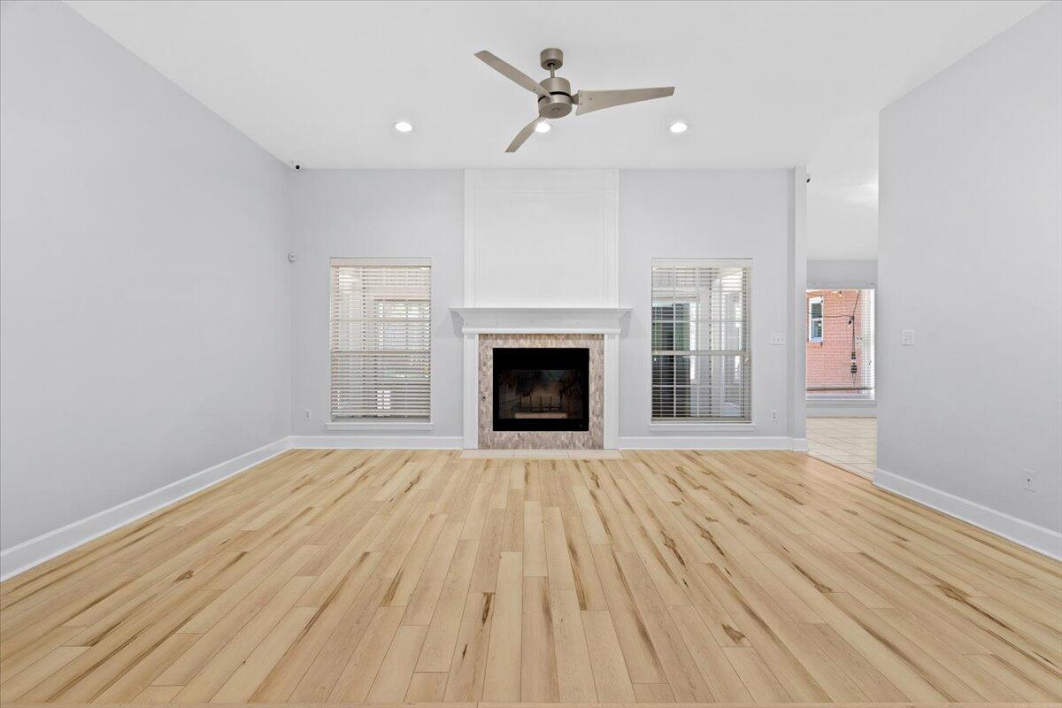 BISCAYNE POINTE - Residential