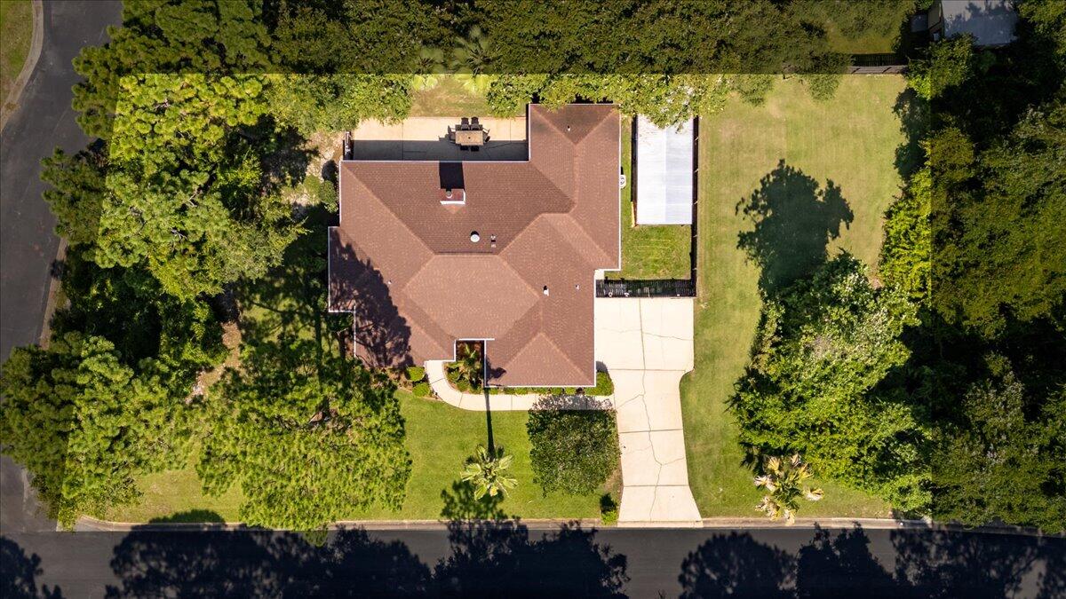 BISCAYNE POINTE - Residential
