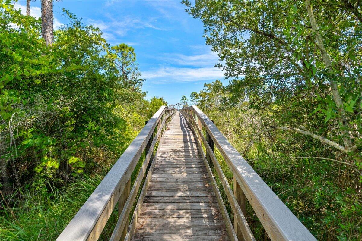 BISCAYNE POINTE - Residential