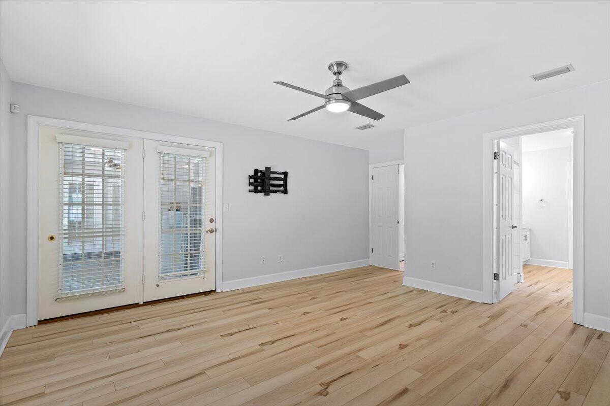 BISCAYNE POINTE - Residential