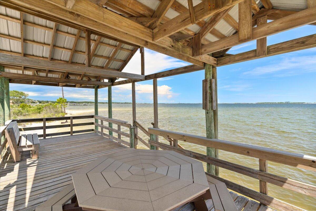 BISCAYNE POINTE - Residential