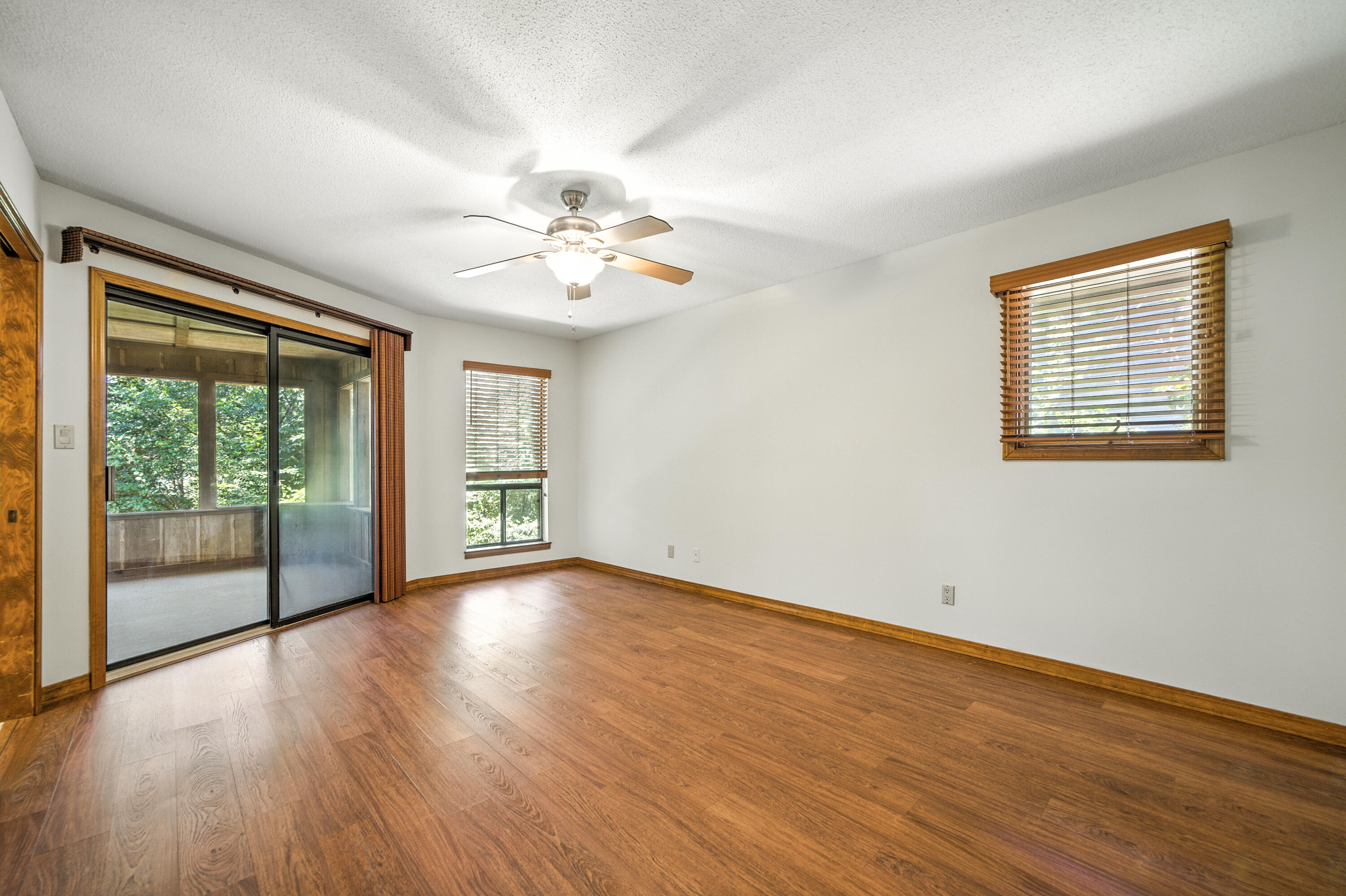 EDGEWATER VILLAGE NORTH - Residential