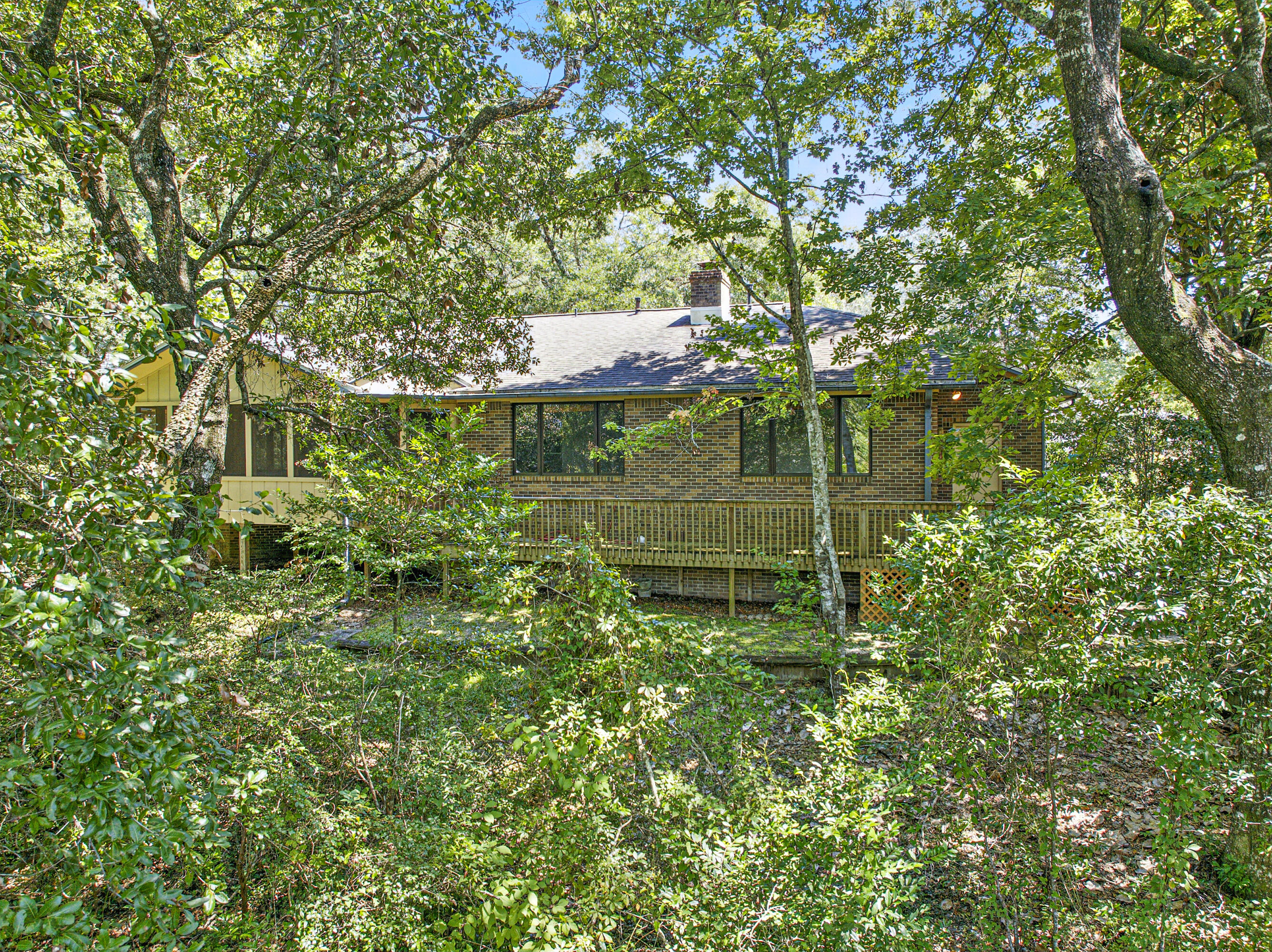 EDGEWATER VILLAGE NORTH - Residential