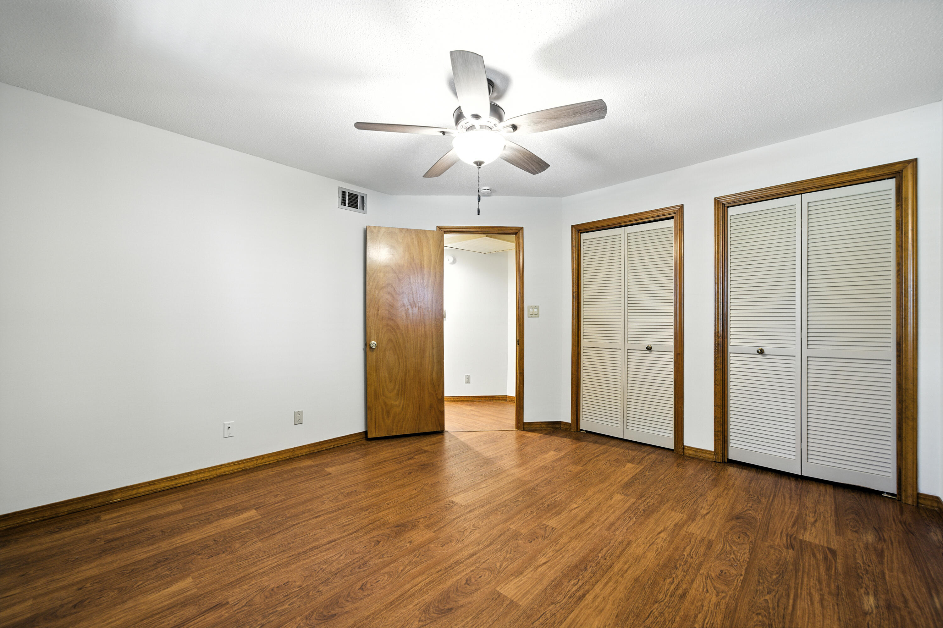 EDGEWATER VILLAGE NORTH - Residential