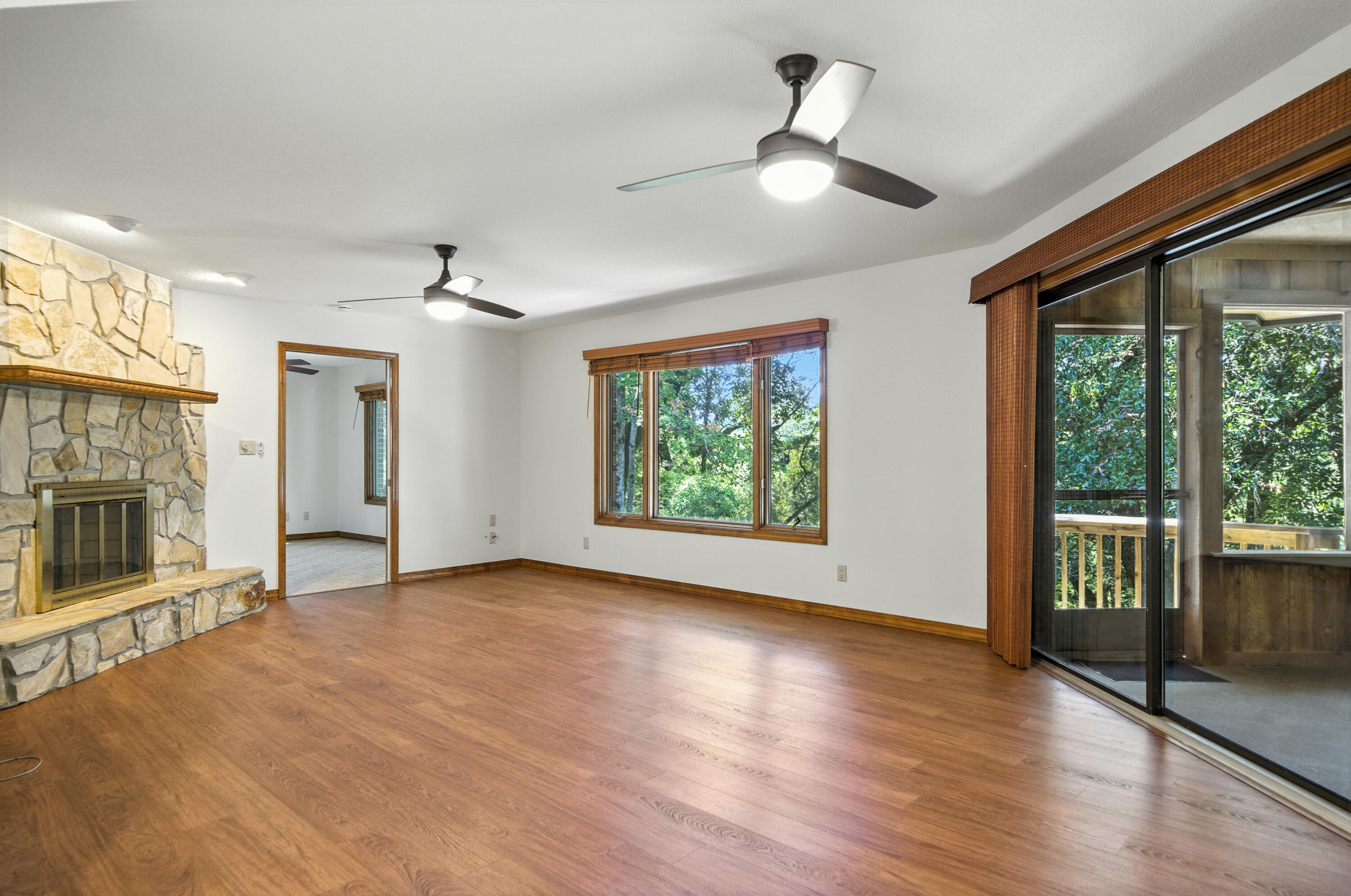 EDGEWATER VILLAGE NORTH - Residential