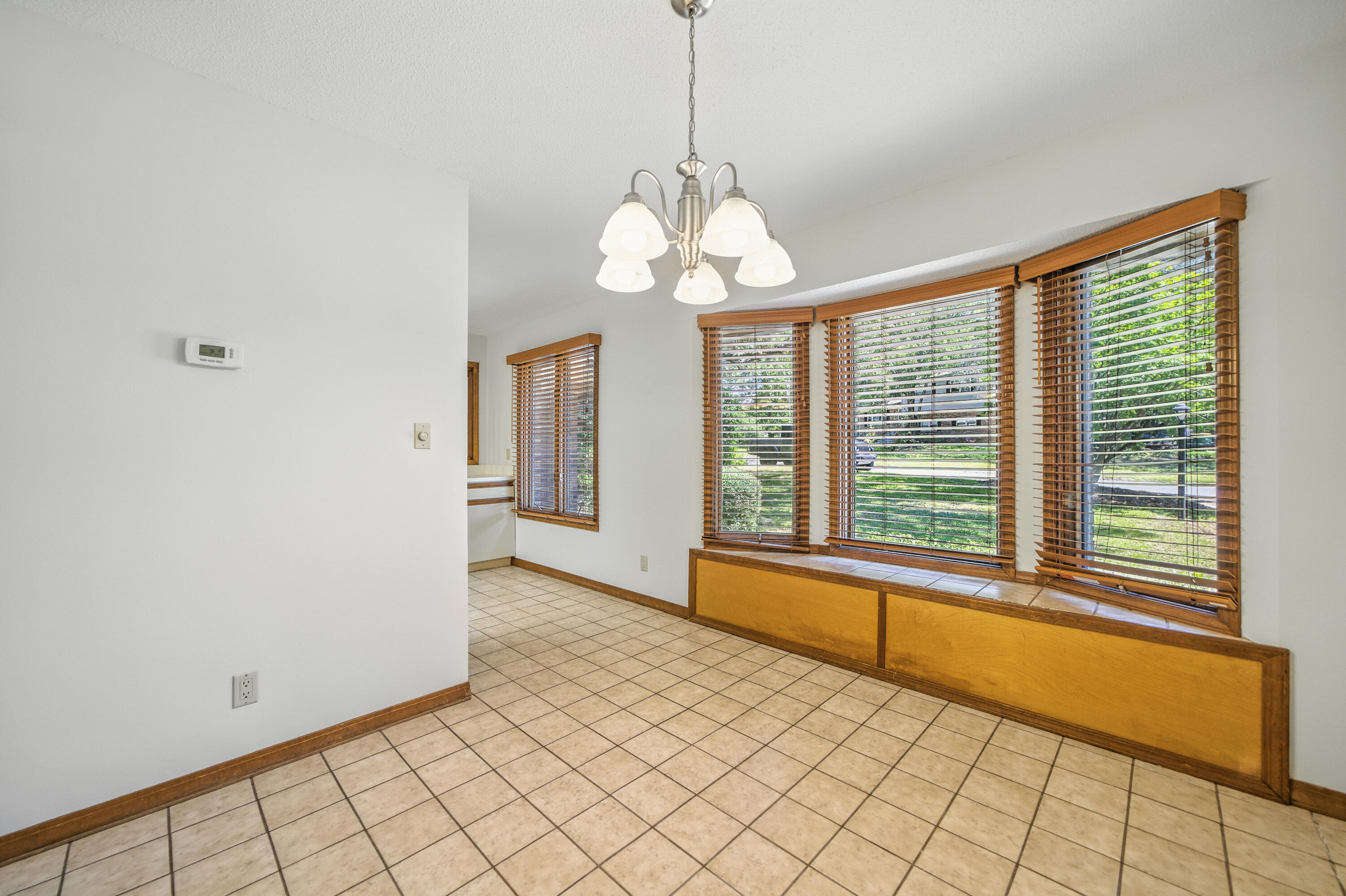 EDGEWATER VILLAGE NORTH - Residential