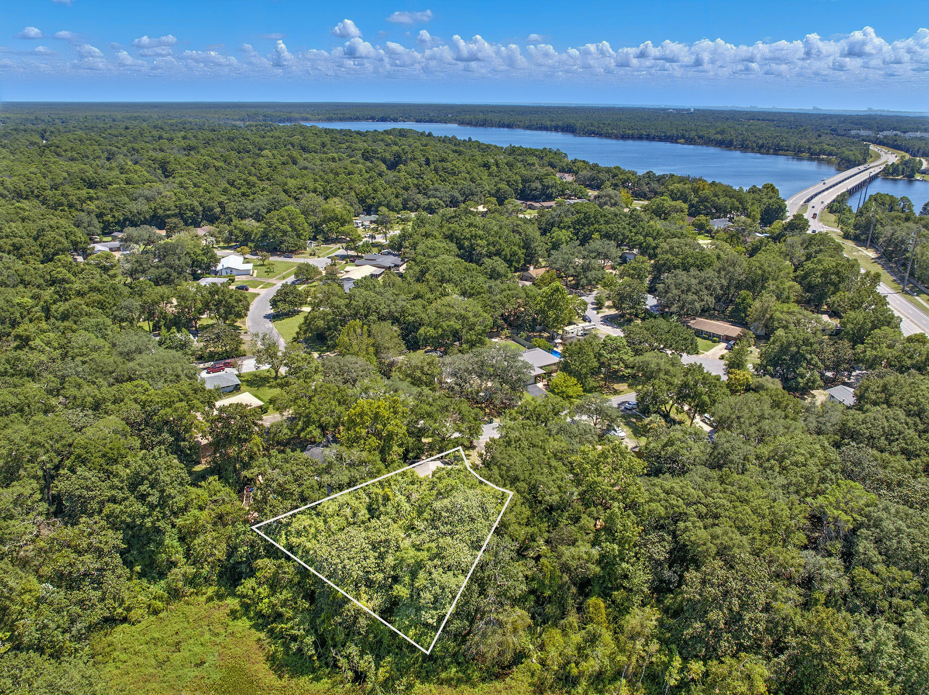 EDGEWATER VILLAGE NORTH - Residential