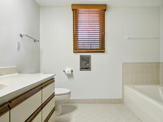 EDGEWATER VILLAGE NORTH - Residential