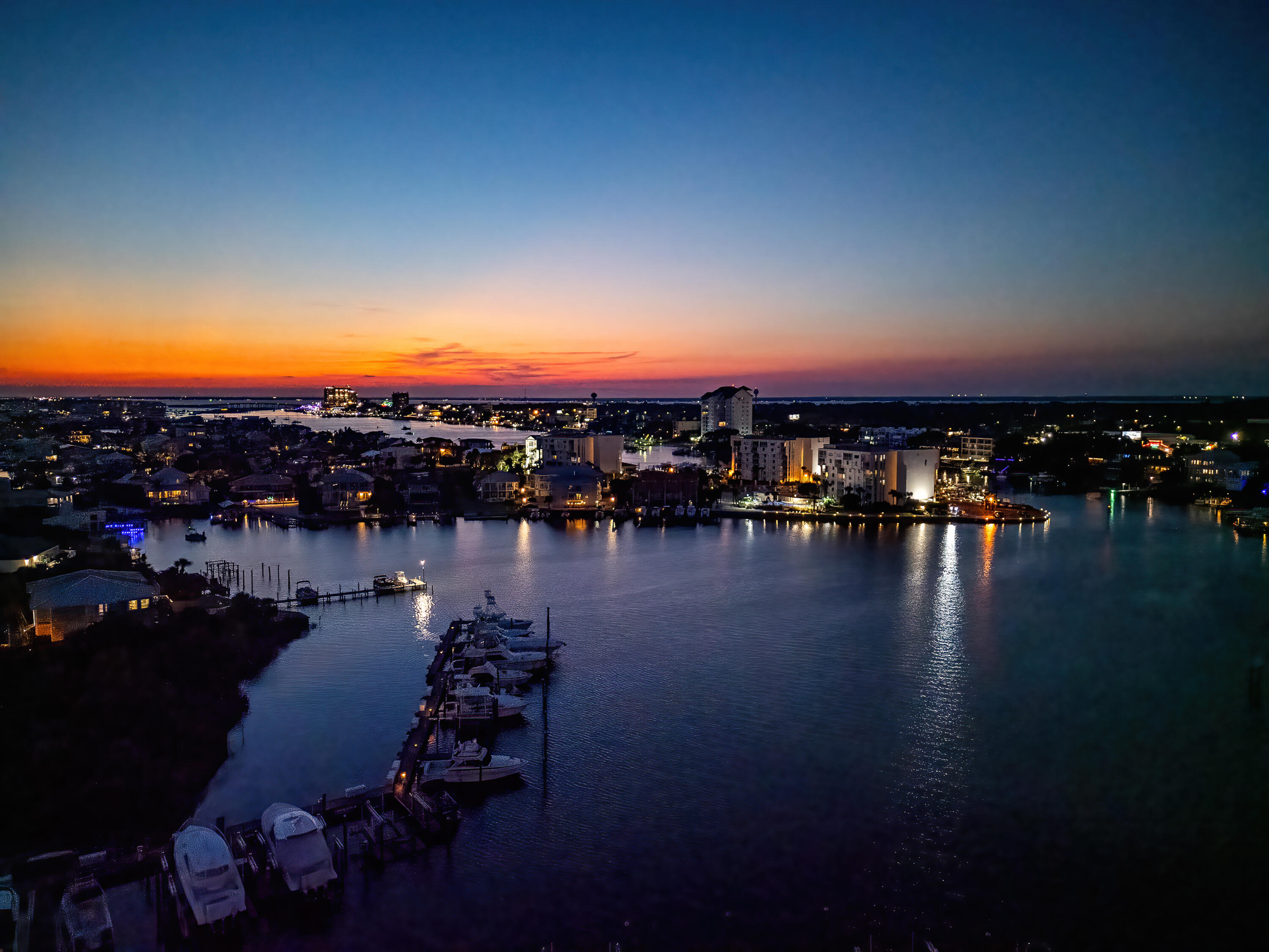 HARBOR LANDING - Residential