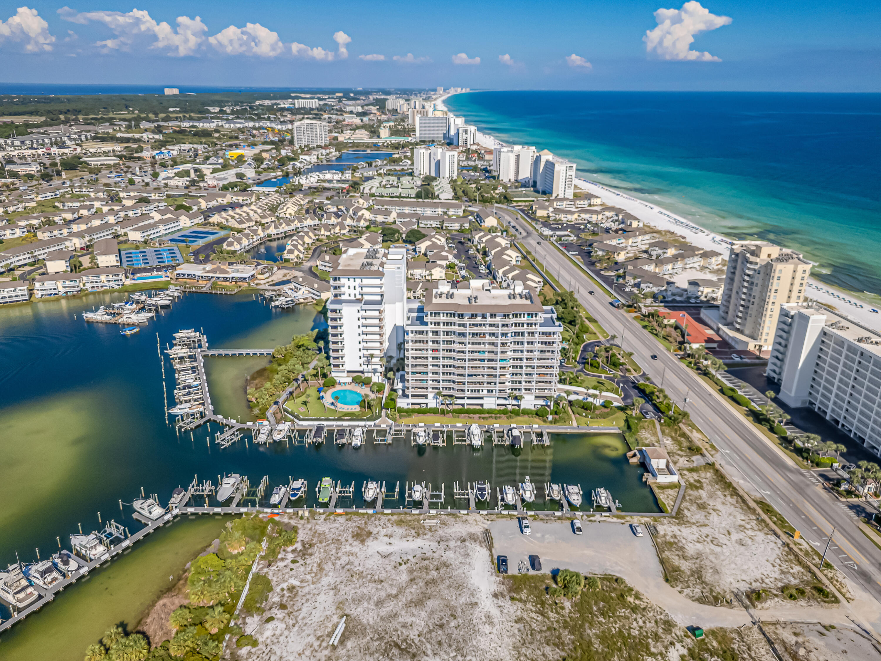 HARBOR LANDING - Residential