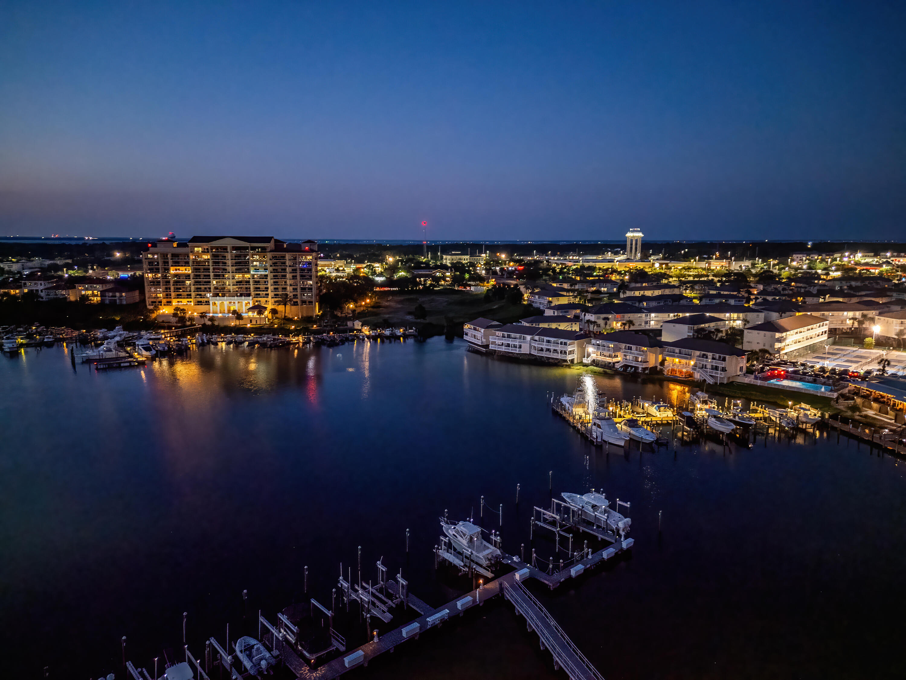 HARBOR LANDING - Residential