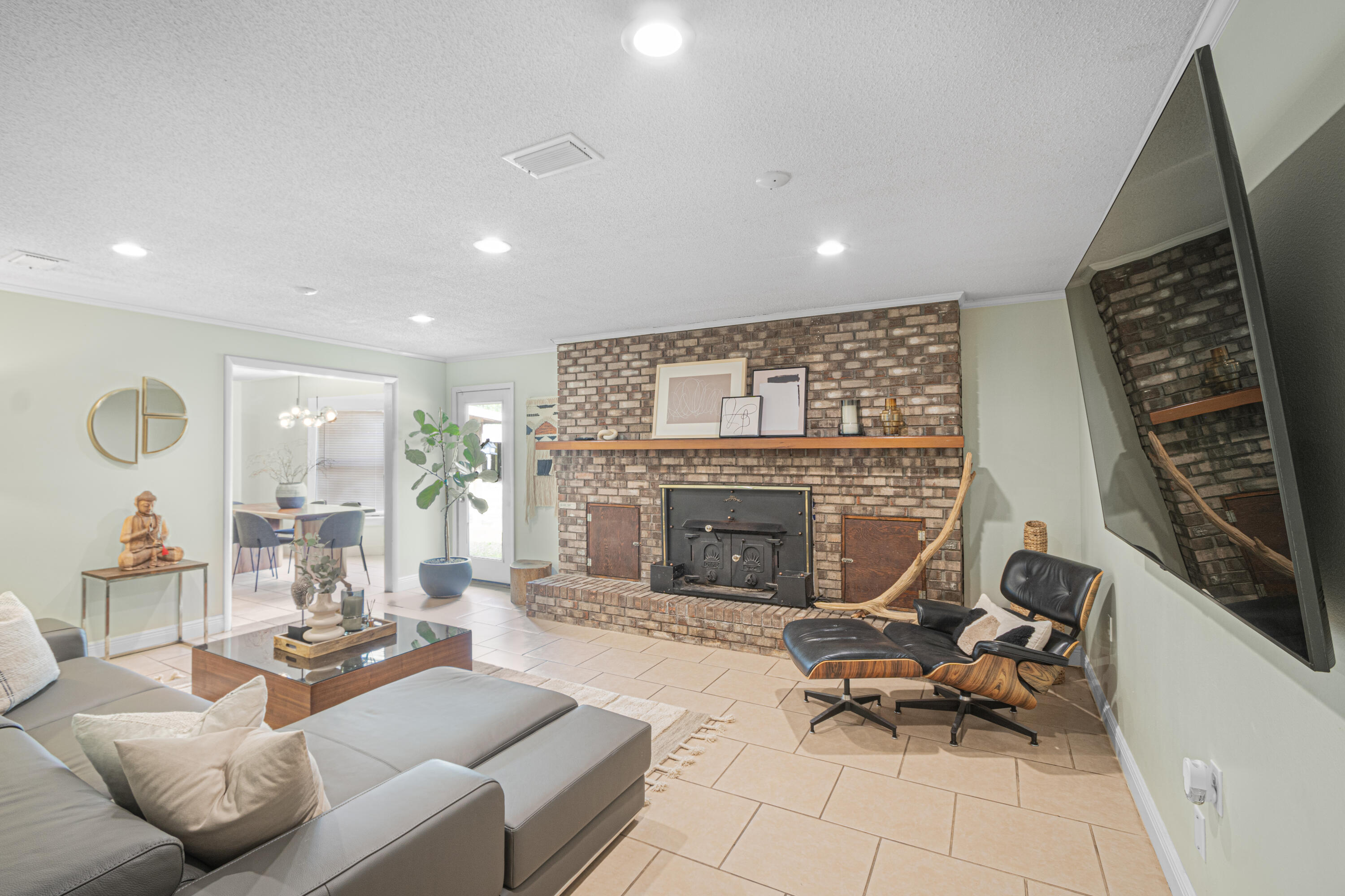 LAIRDS - Residential