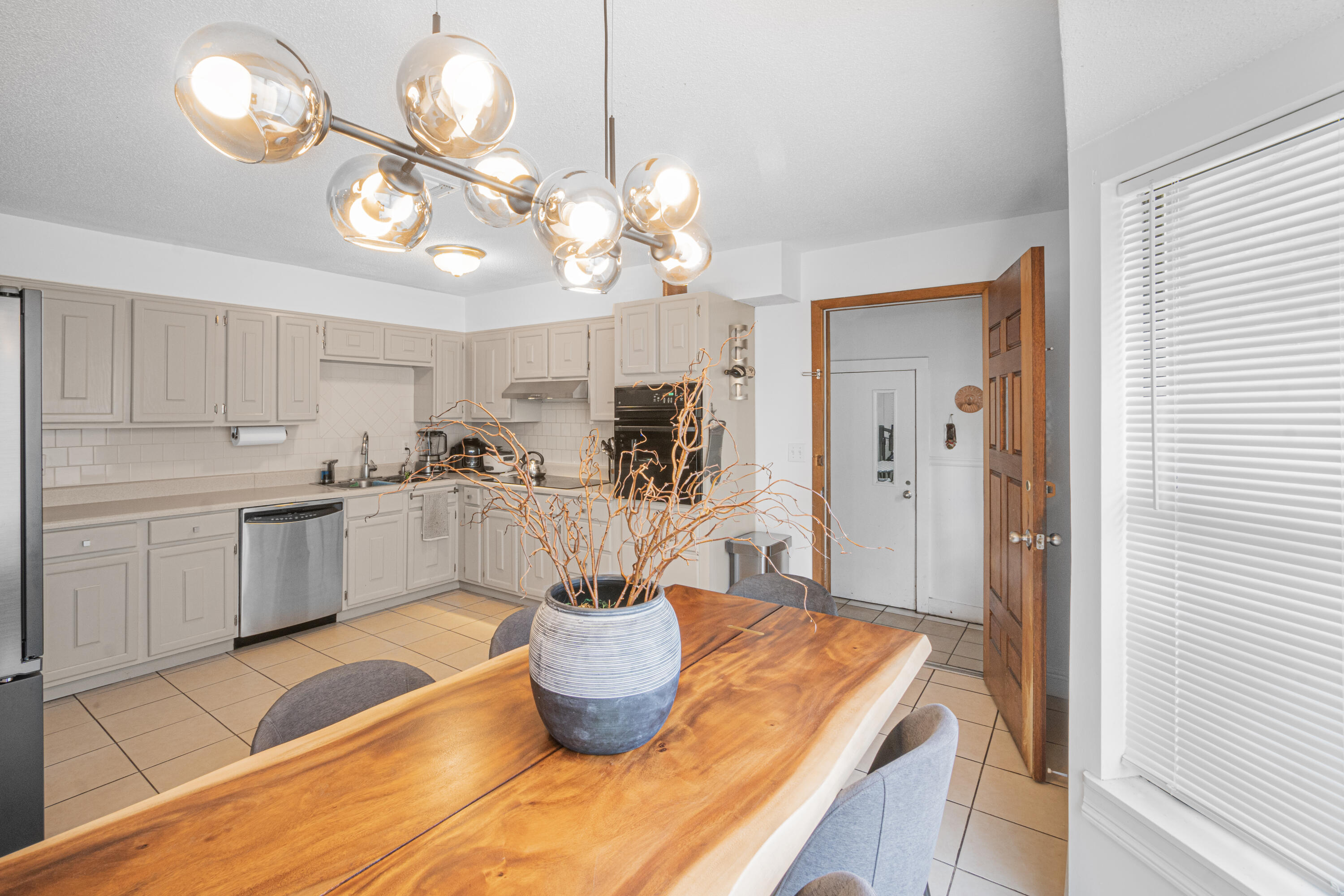 LAIRDS - Residential
