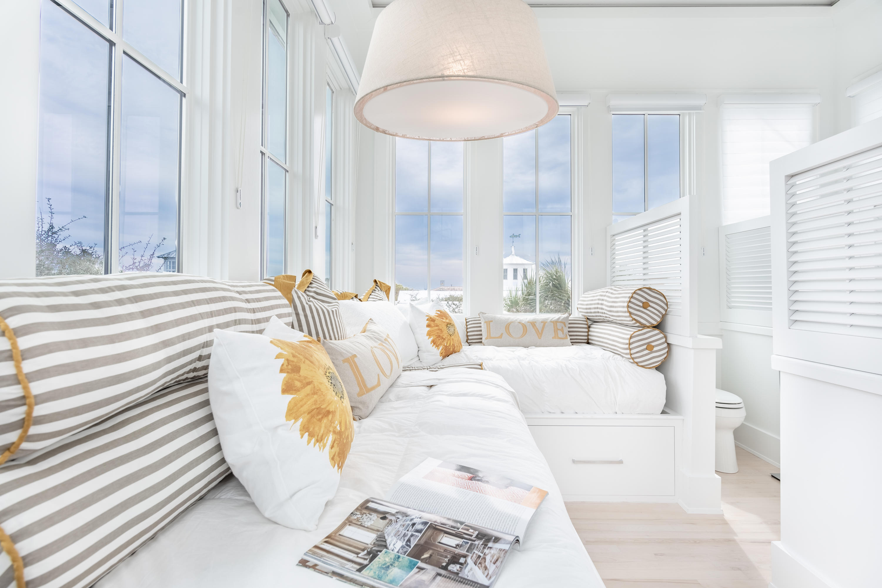SEASIDE VI - Residential