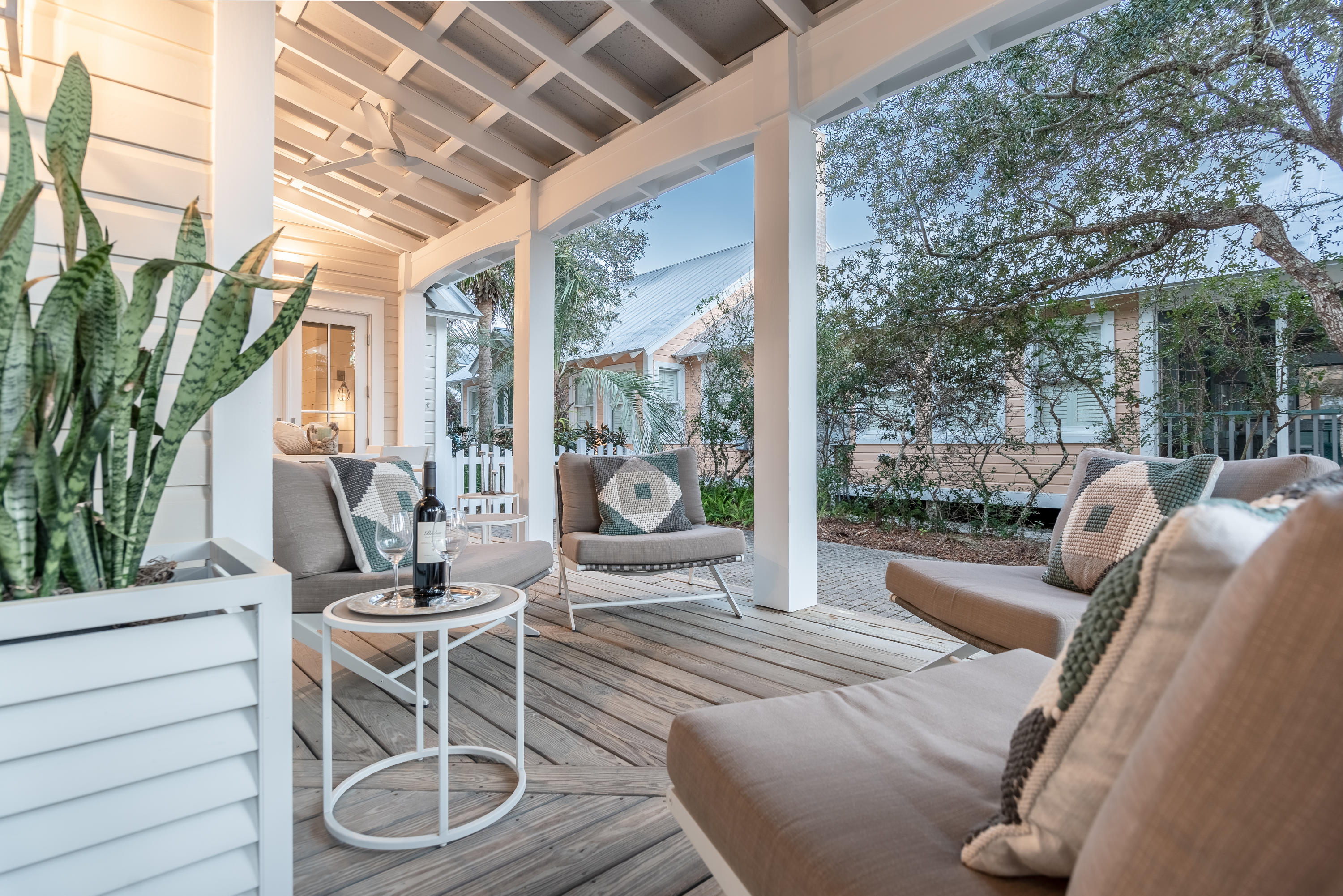 SEASIDE VI - Residential
