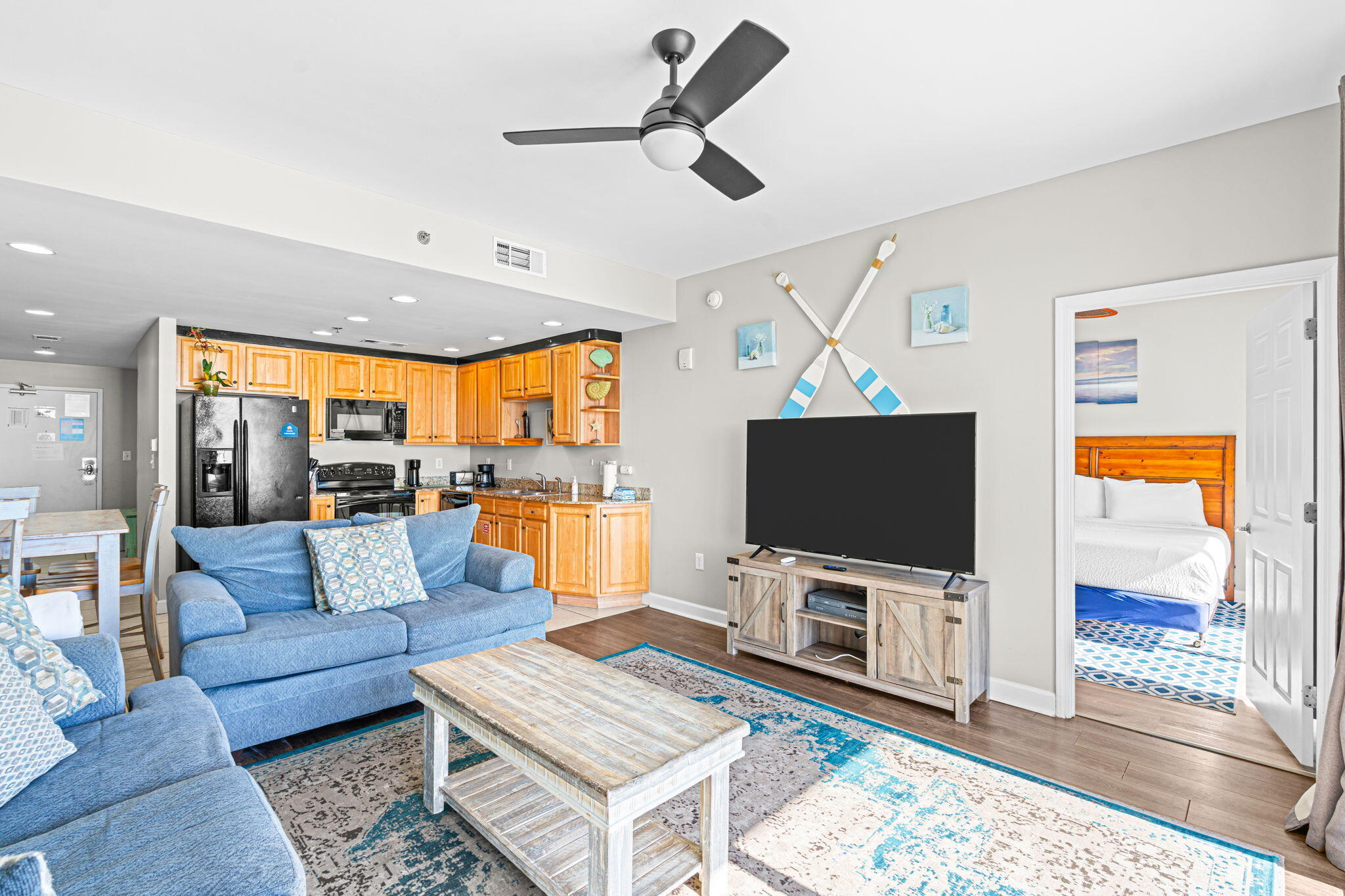 Splash Condo - Residential