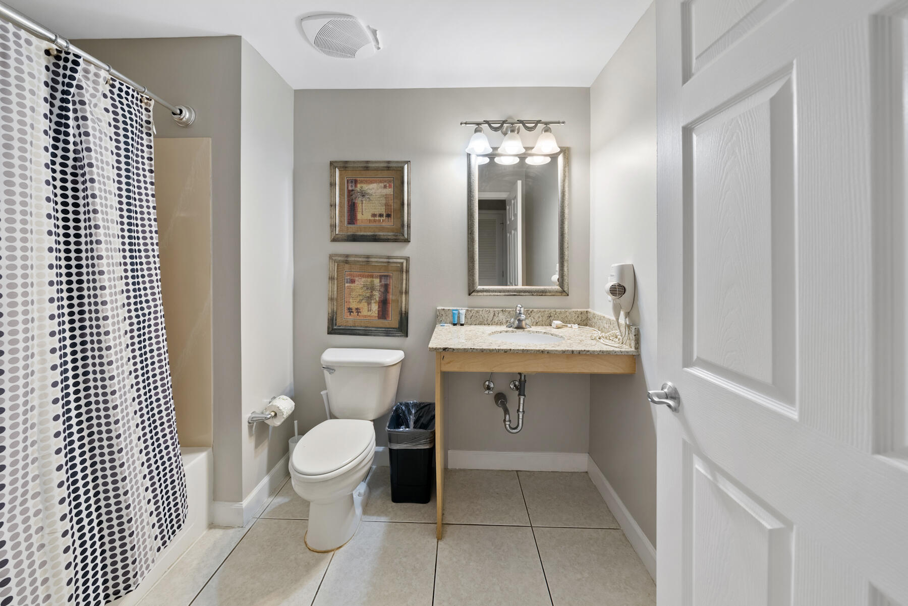 Splash Condo - Residential