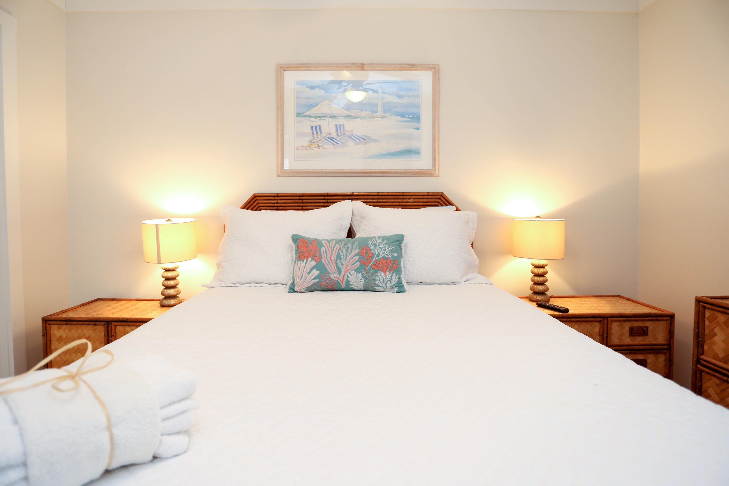 BEACHWOOD VILLAS CONDO - Residential