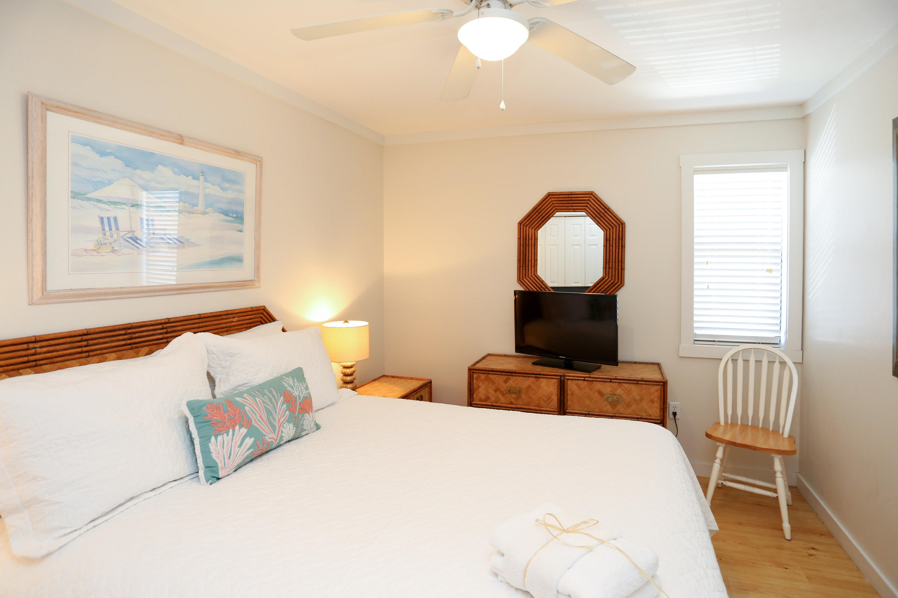 BEACHWOOD VILLAS CONDO - Residential