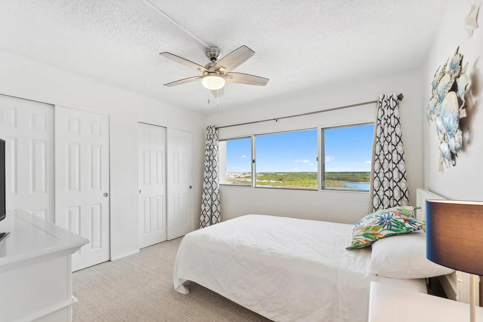 PINNACLE PORT - Residential