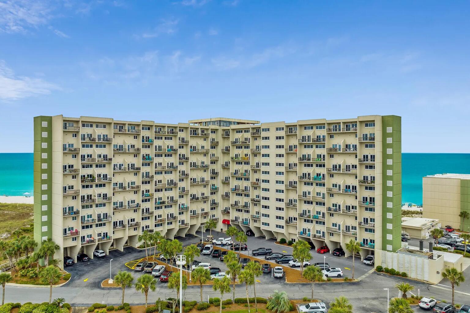 PINNACLE PORT - Residential