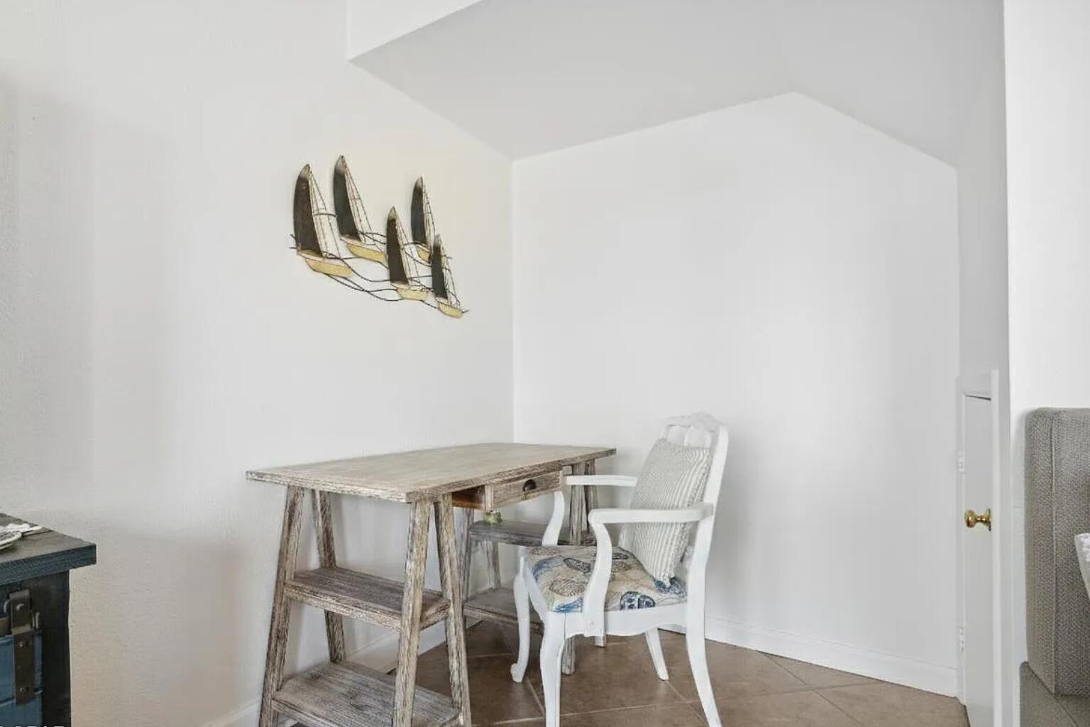 PINNACLE PORT - Residential