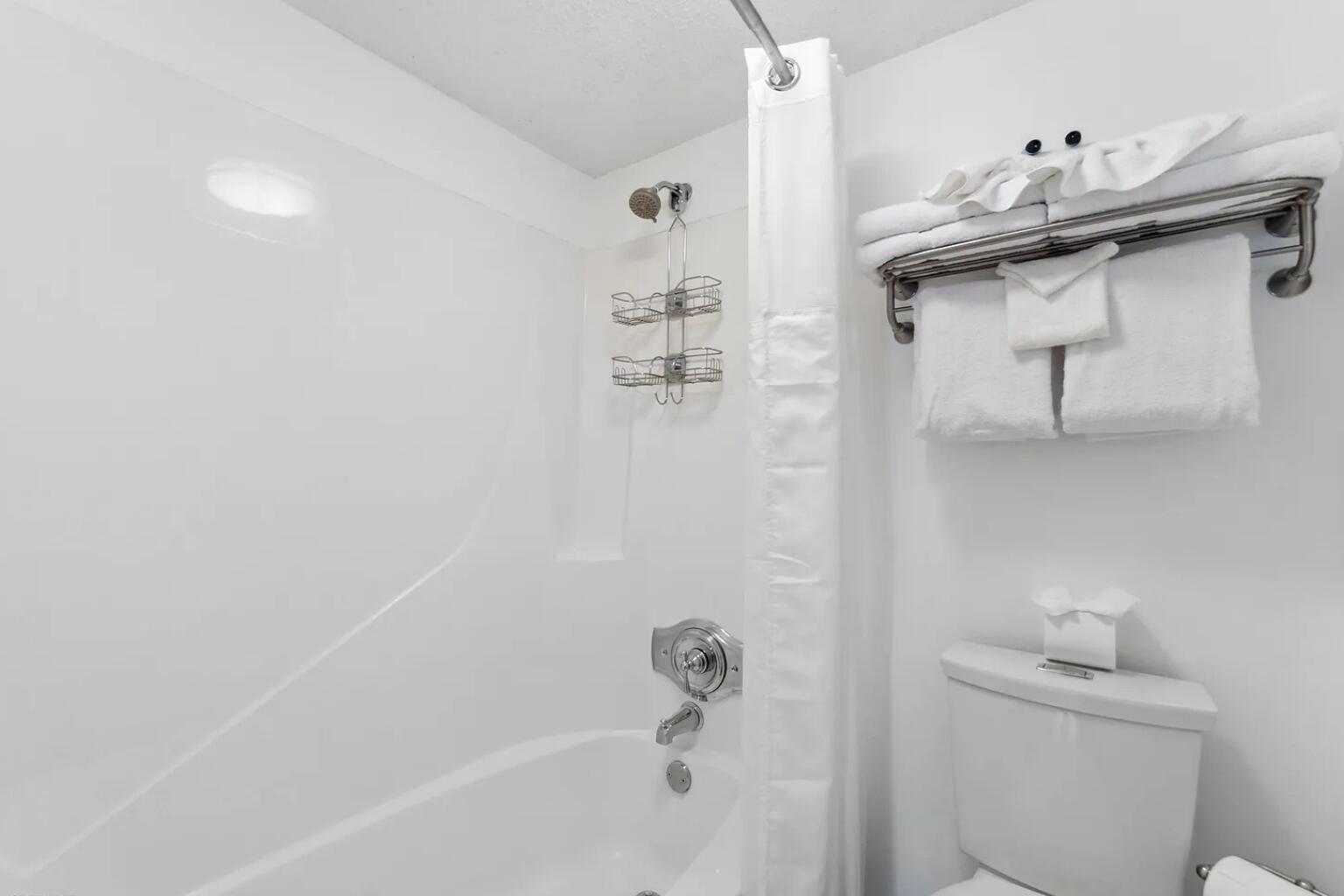 PINNACLE PORT - Residential